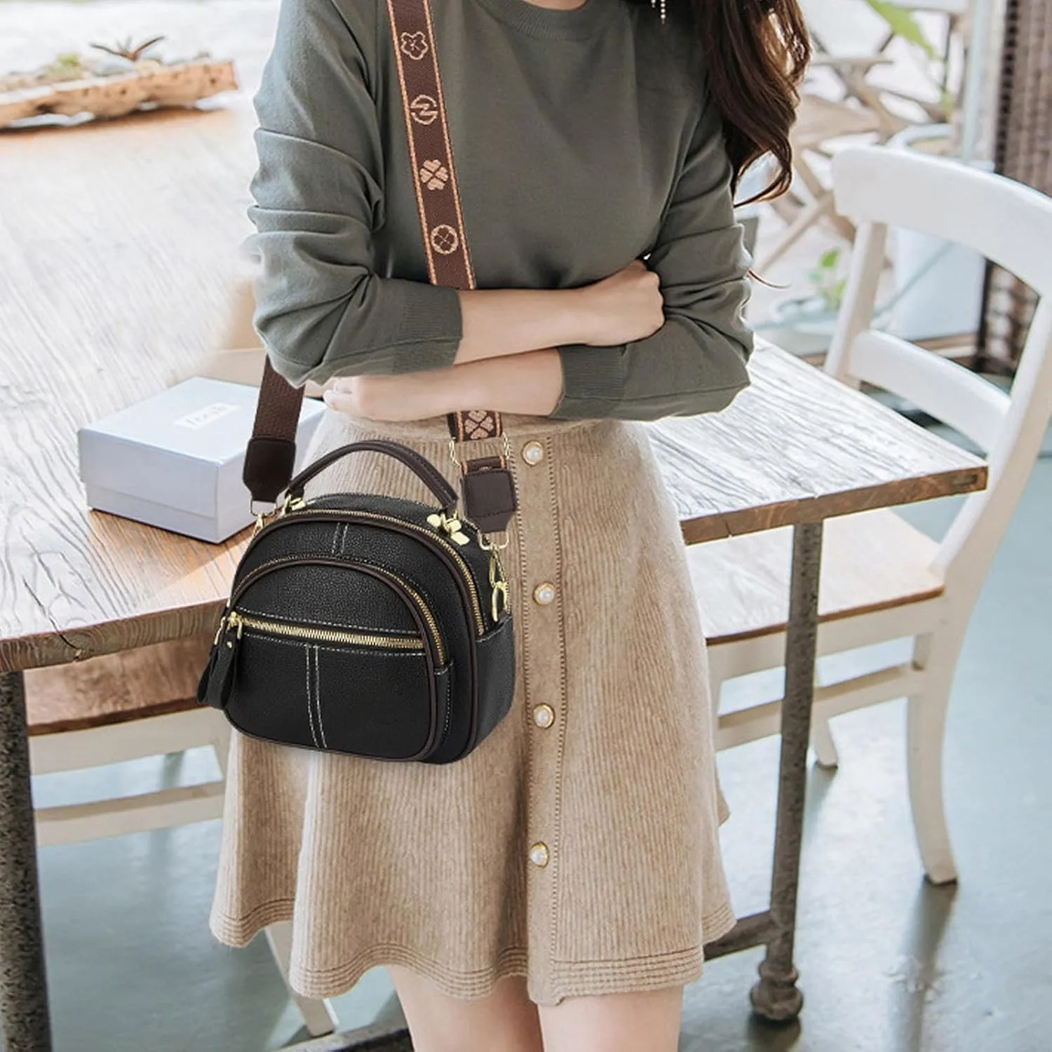 2025 New Lanarcissa Leather Bag, Multifunctional Adjustable Compartment Wide Shoulder Strap Leather Bag-Black