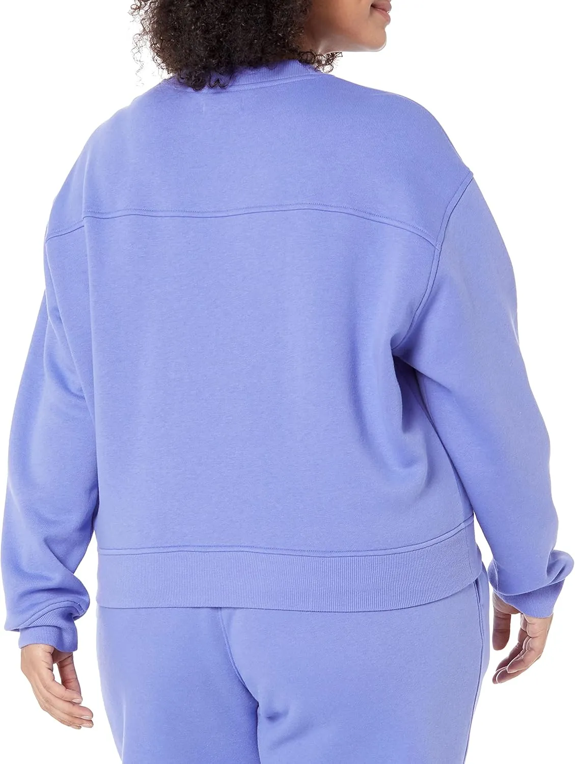 Amazon Essentials Women's Cropped Drop Shoulder Sweatshirt (Available in Plus Size)