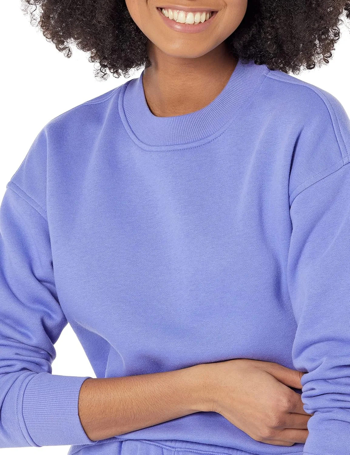 Amazon Essentials Women's Cropped Drop Shoulder Sweatshirt (Available in Plus Size)