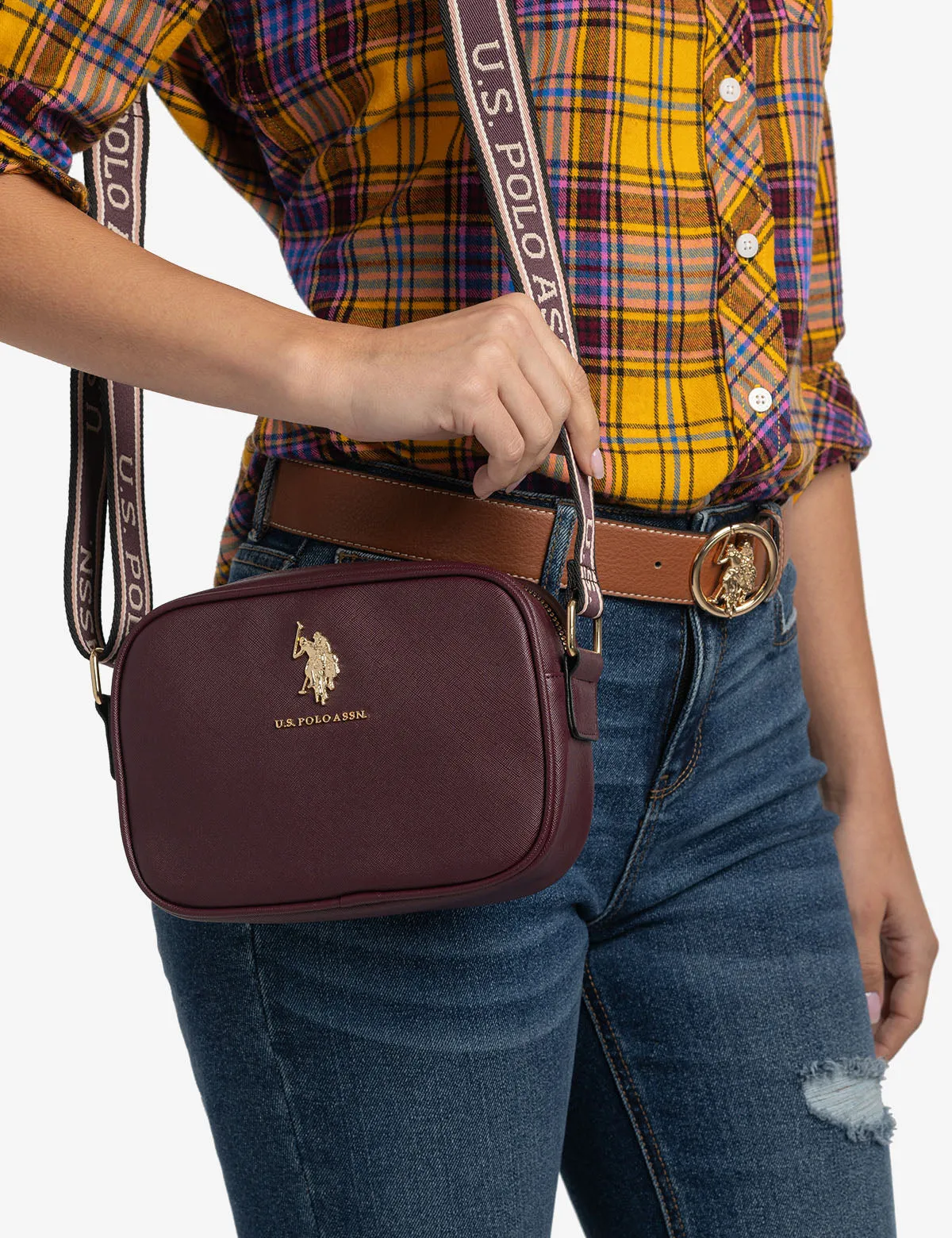 CLASSIC ZIP CROSSBODY BAG