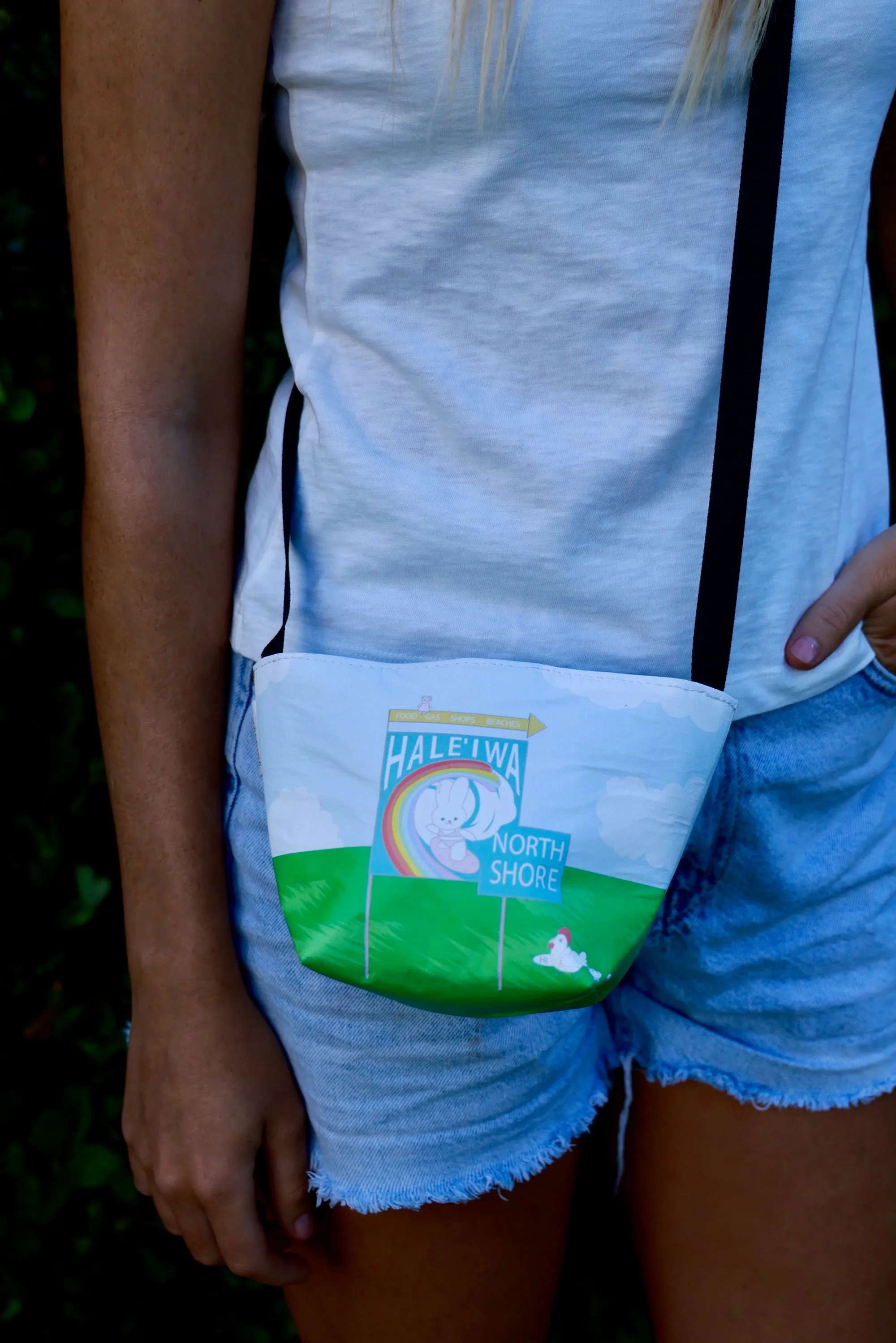 Crossbody Bag Small  - Atasha Rabbit Surfs Haleiwa