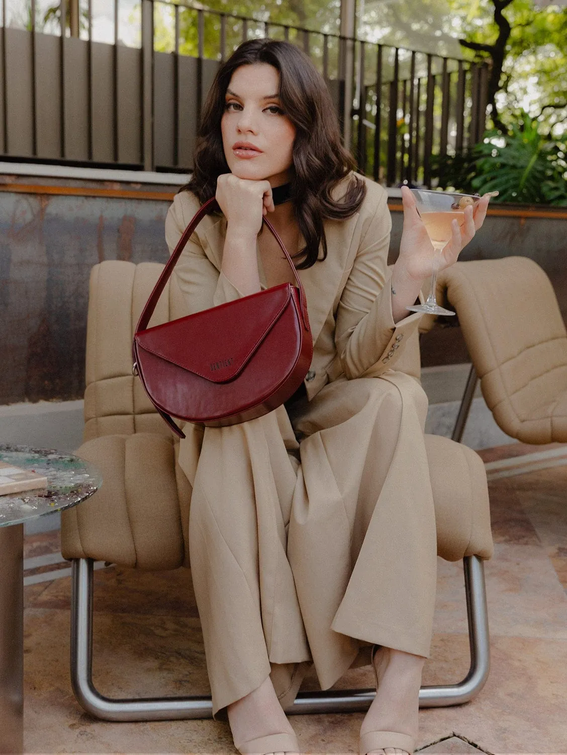 Flora Oleatex Olive Leather Vegan Shoulder Bag | Burgundy