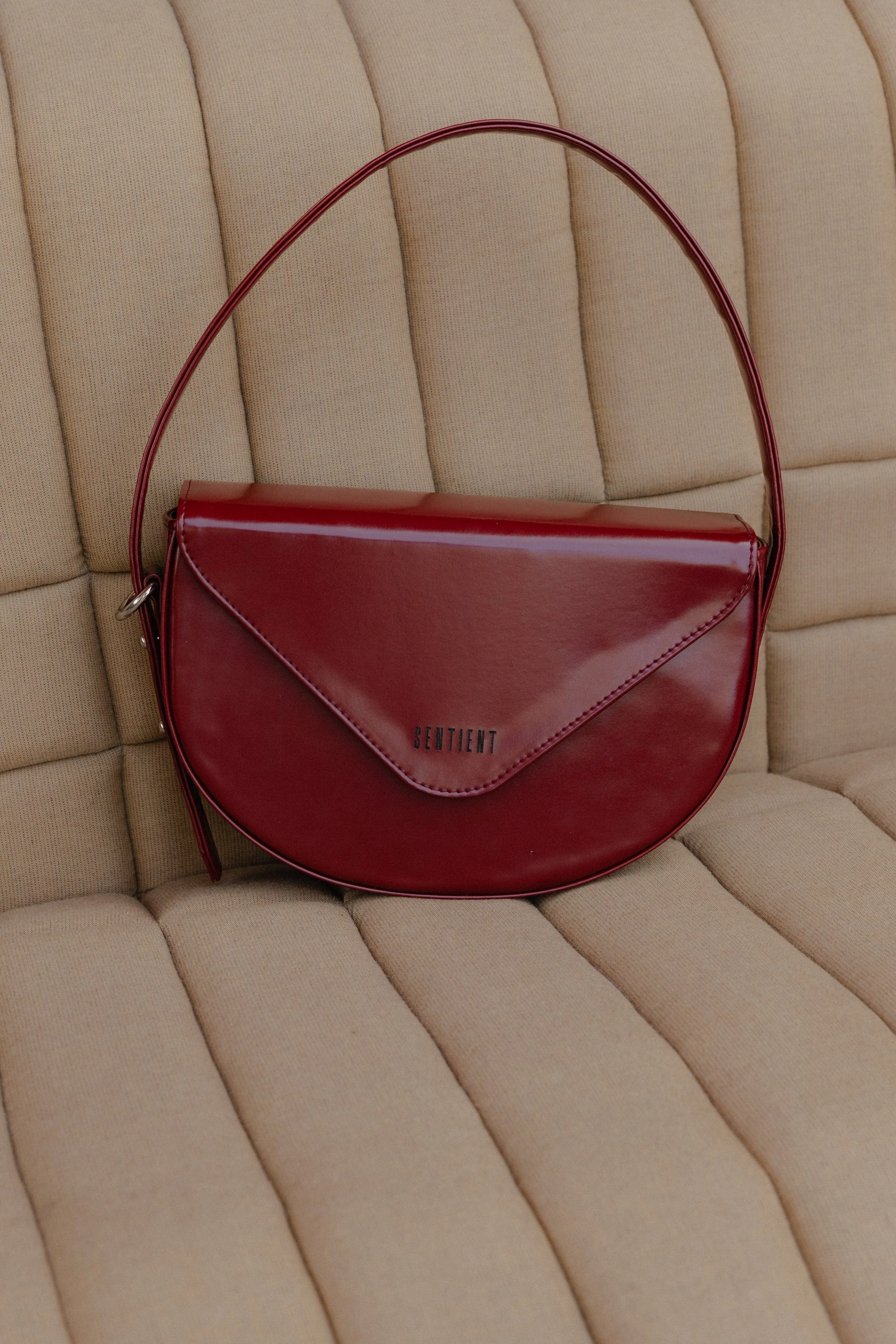 Flora Oleatex Olive Leather Vegan Shoulder Bag | Burgundy
