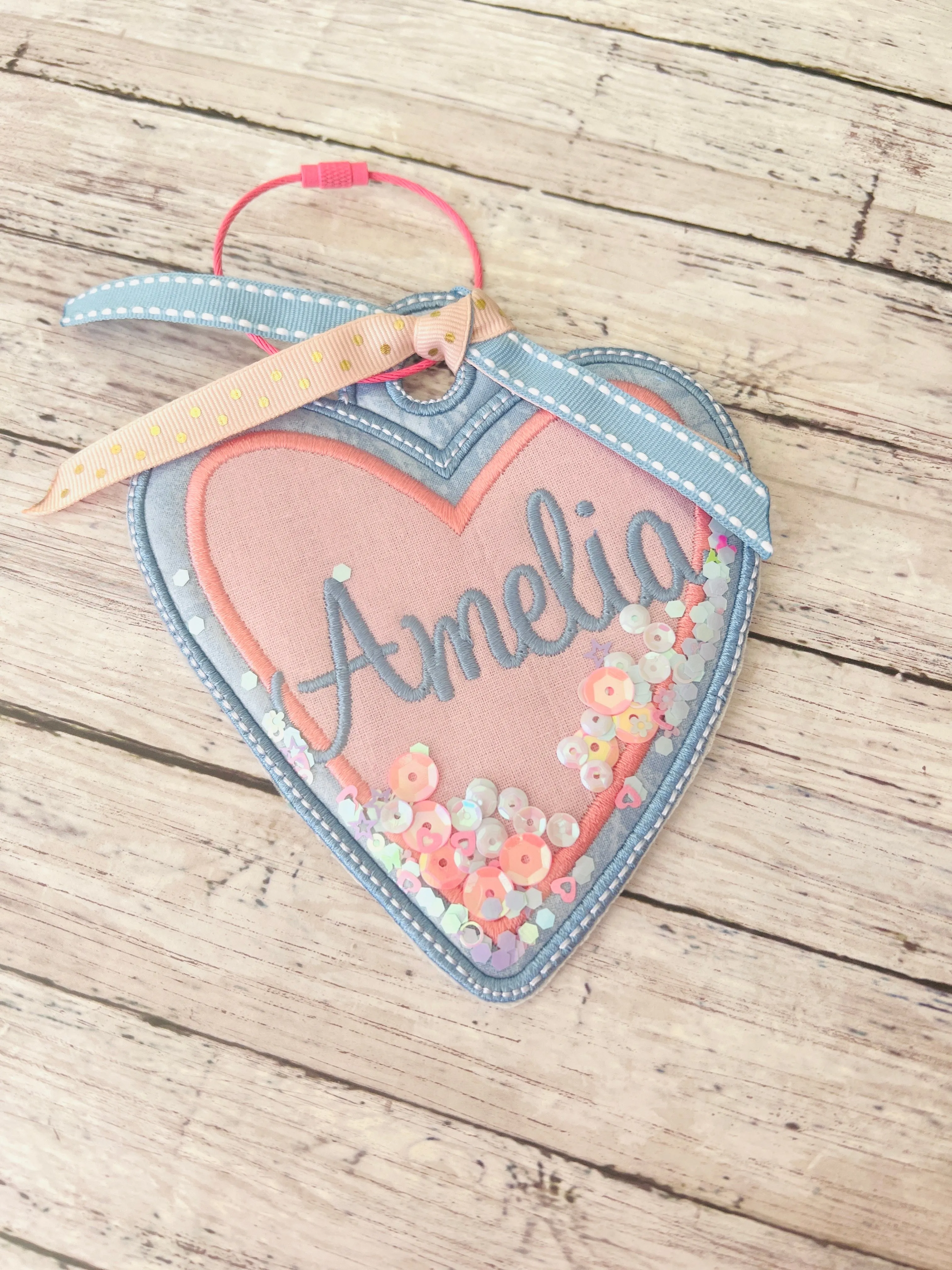 Heart Shaker Bag Tag