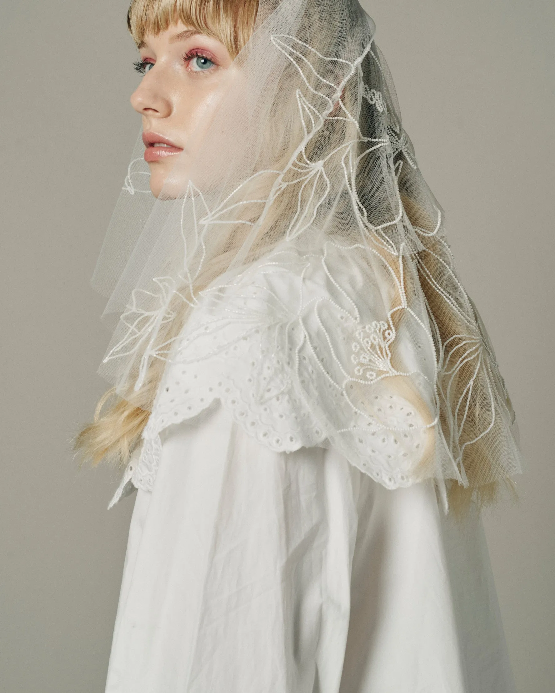KIA BEADED FLORAL VEIL