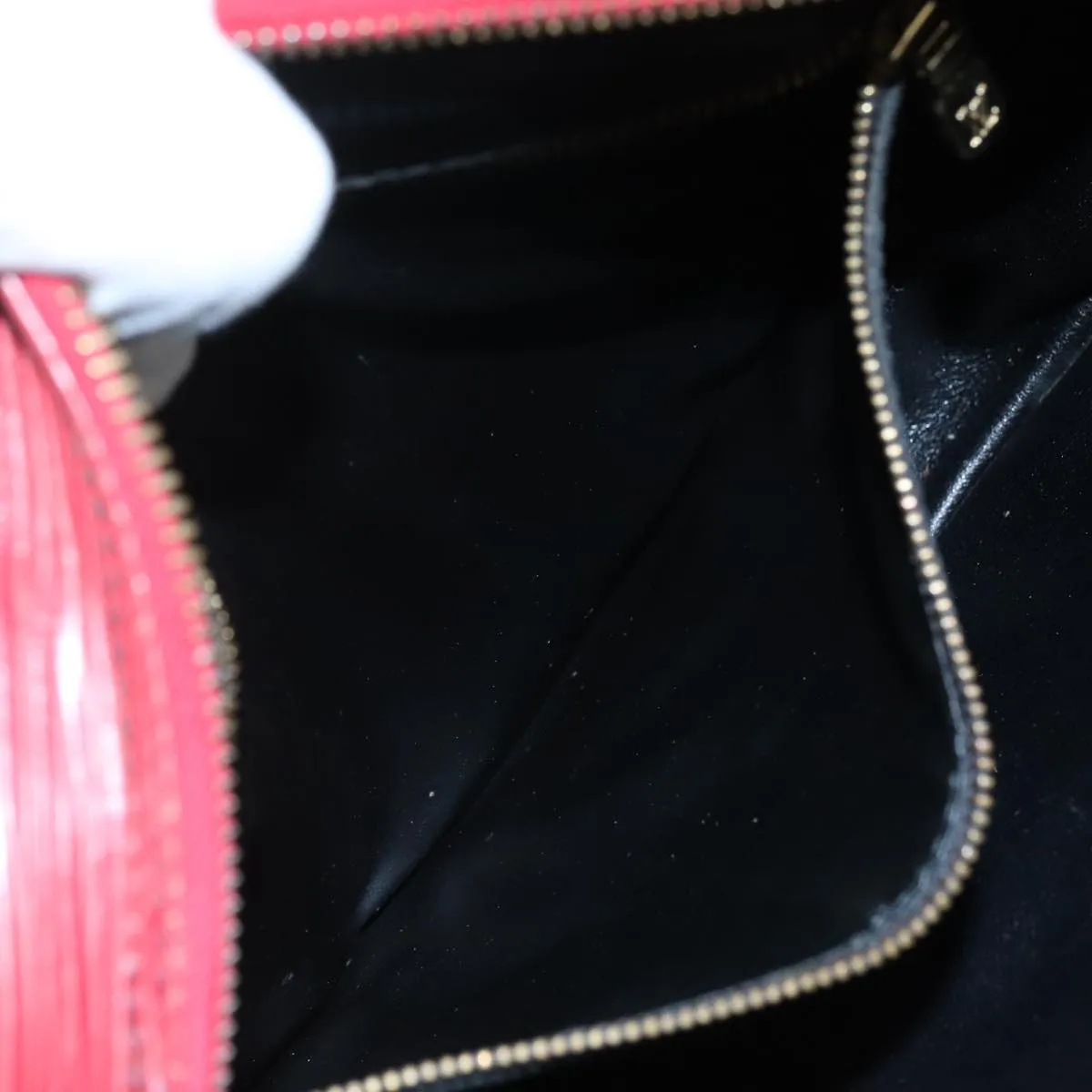 LOUIS VUITTON Epi Jeune Fille MM Shoulder Bag Red M52157 LV 111421