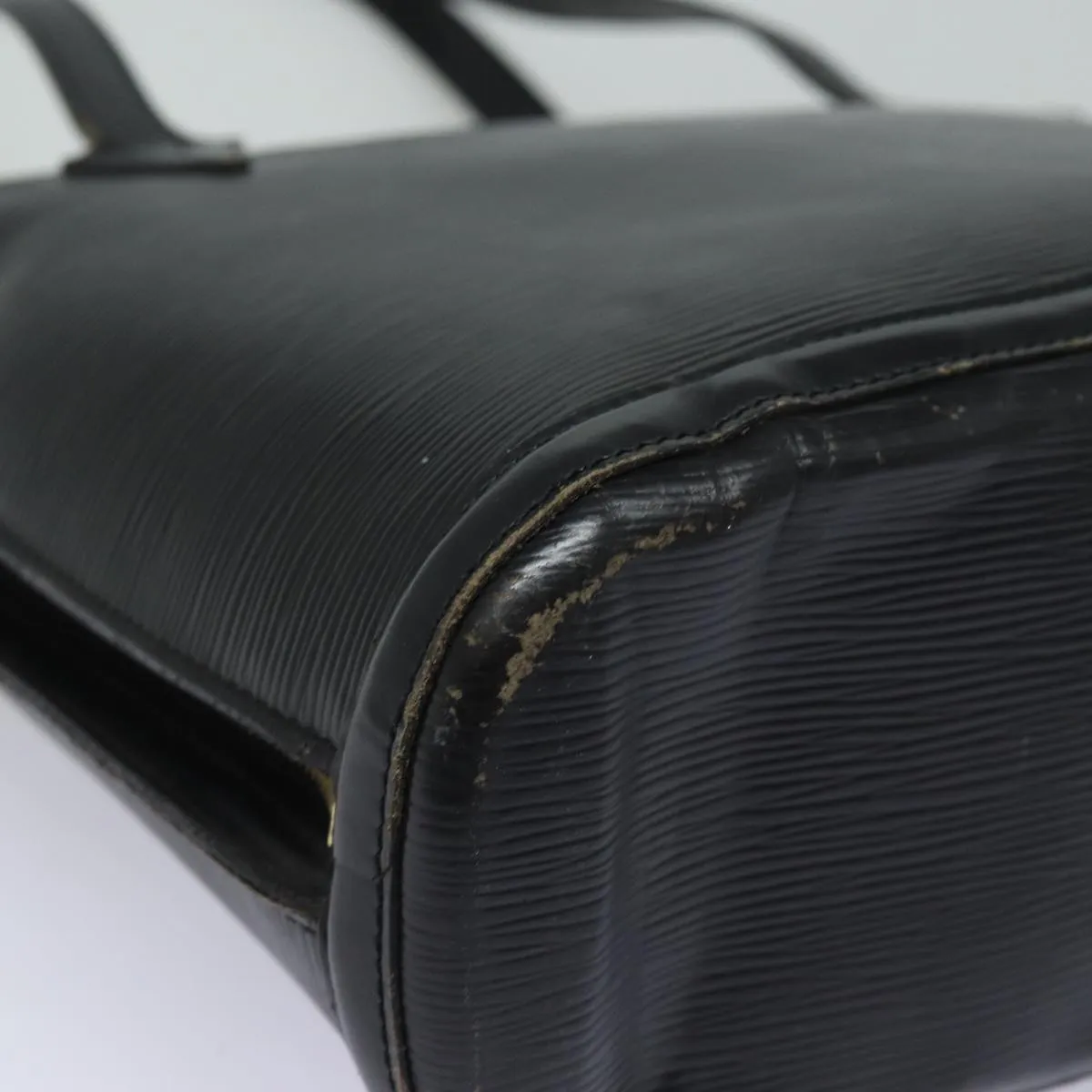 LOUIS VUITTON Epi Lussac Shoulder Bag Black M52282 LV 81770