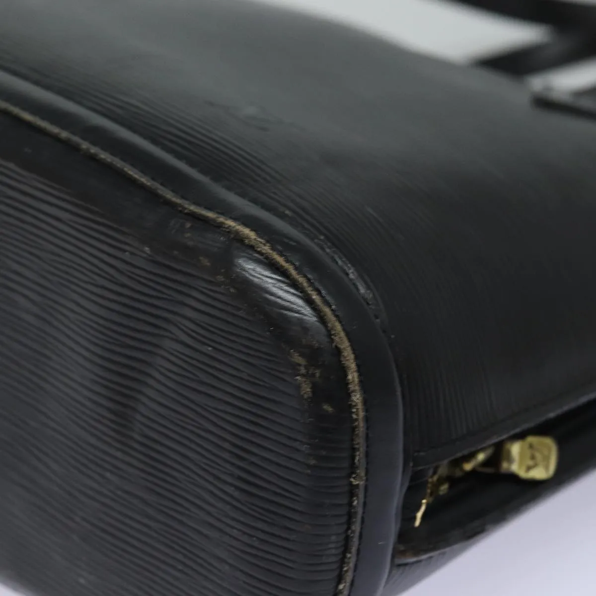 LOUIS VUITTON Epi Lussac Shoulder Bag Black M52282 LV 81770