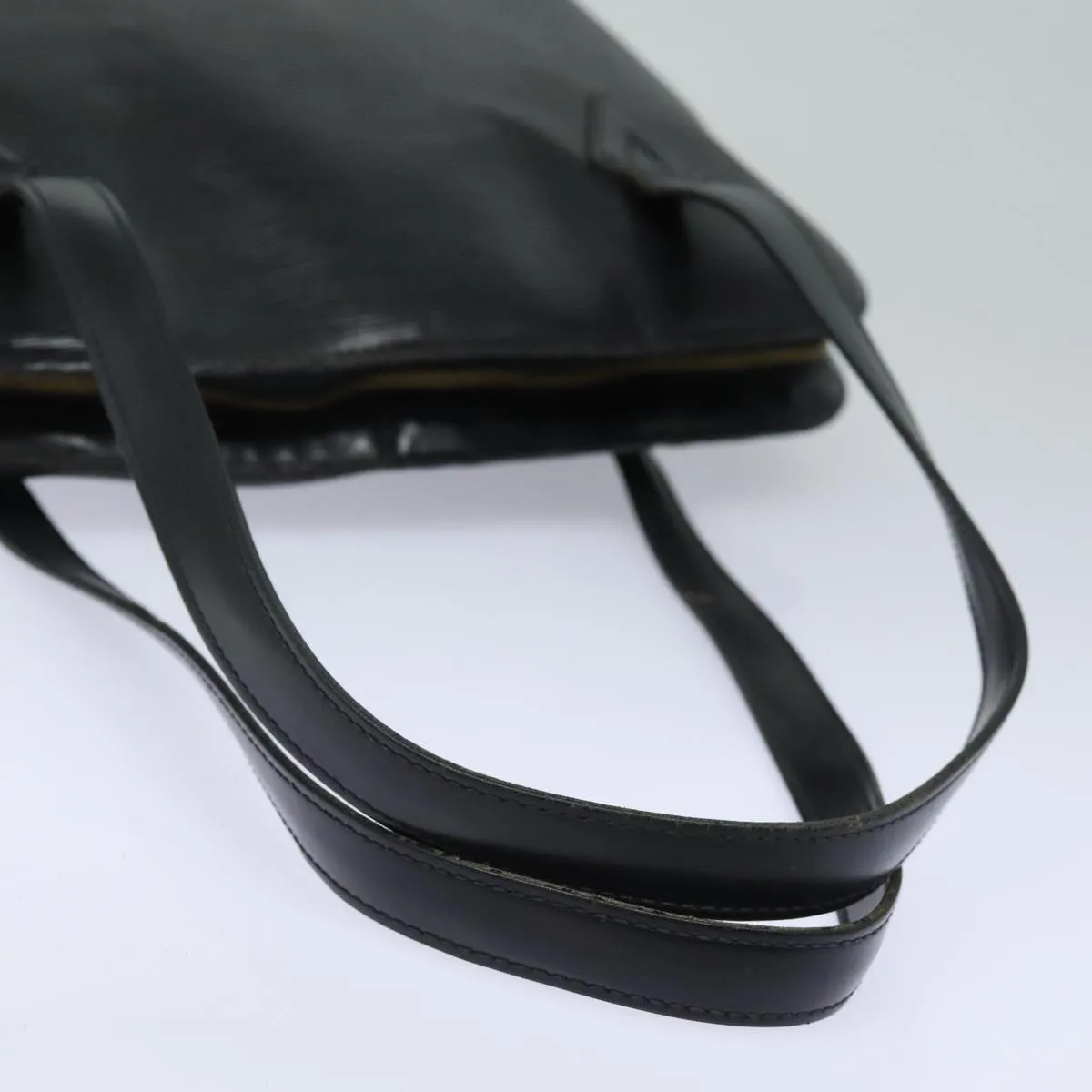 LOUIS VUITTON Epi Lussac Shoulder Bag Black M52282 LV 81770