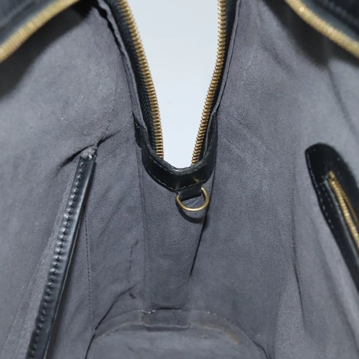 LOUIS VUITTON Epi Lussac Shoulder Bag Black M52282 LV 81770
