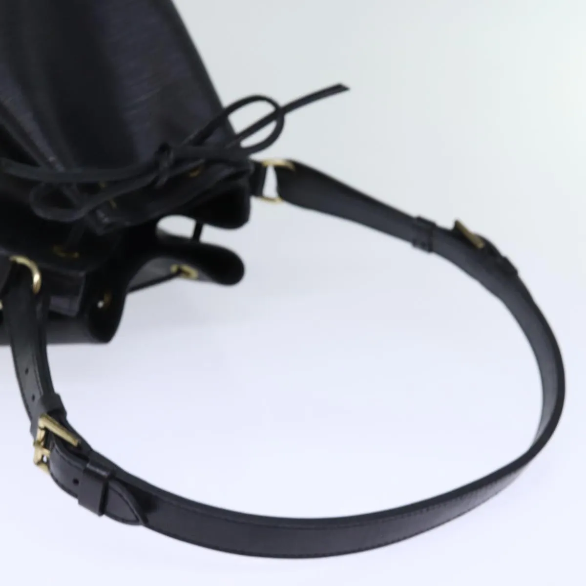 LOUIS VUITTON Epi Noe Shoulder Bag Black M44002 LV mr137