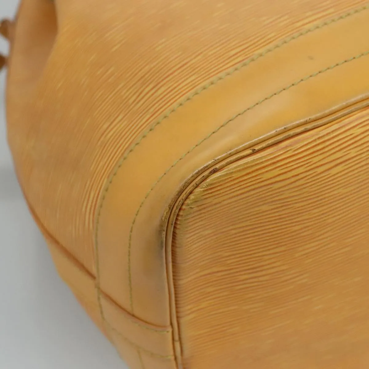 LOUIS VUITTON Epi Noe Shoulder Bag Tassili Yellow M44009 LV 111342