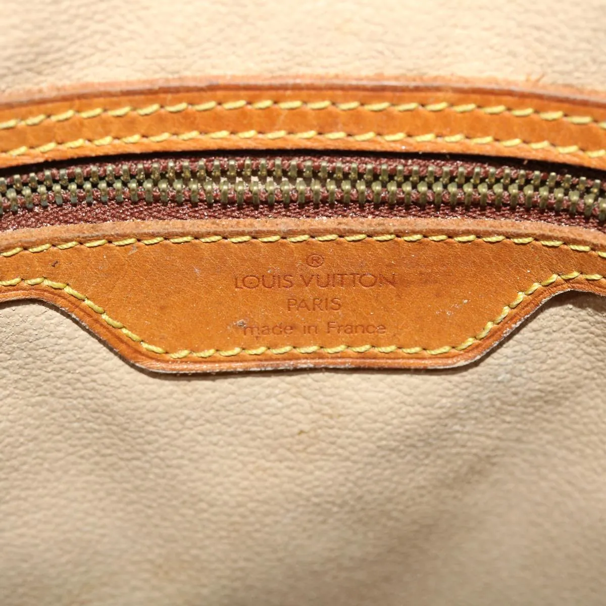 LOUIS VUITTON Monogram Bucket GM Shoulder Bag M42236 LV 41826