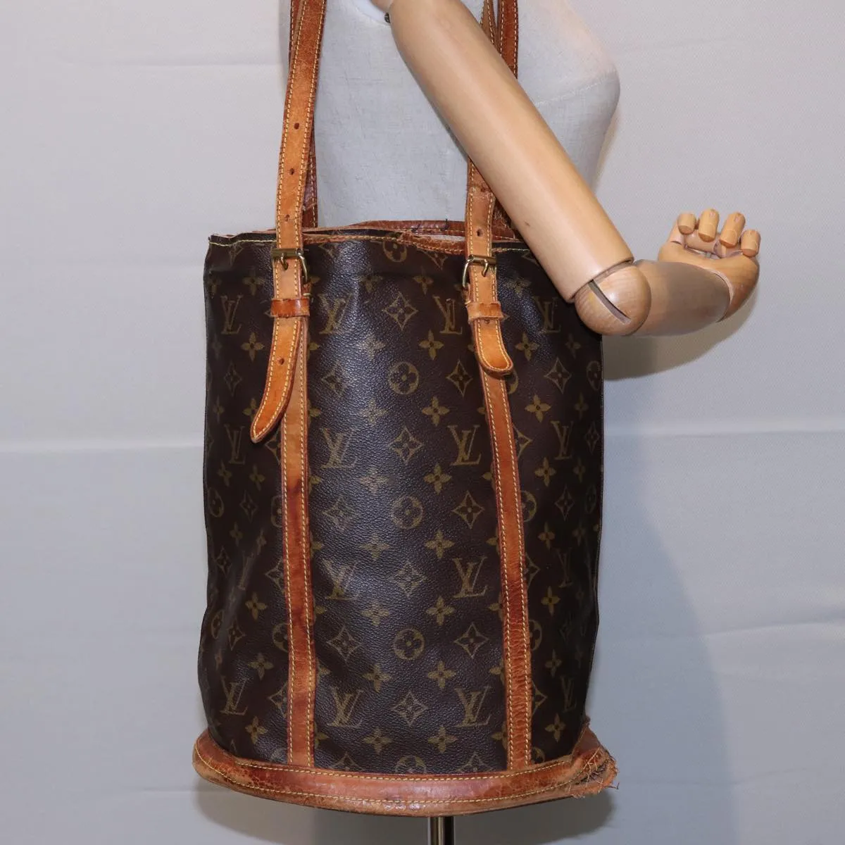 LOUIS VUITTON Monogram Bucket GM Shoulder Bag M42236 LV 78414