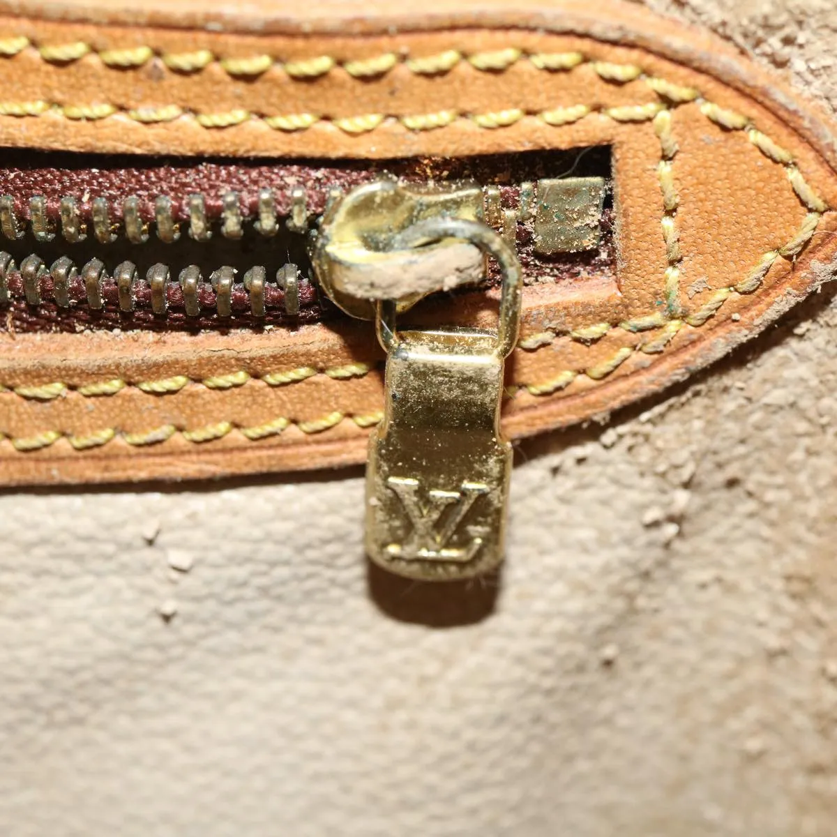 LOUIS VUITTON Monogram Bucket GM Shoulder Bag M42236 LV jk1984