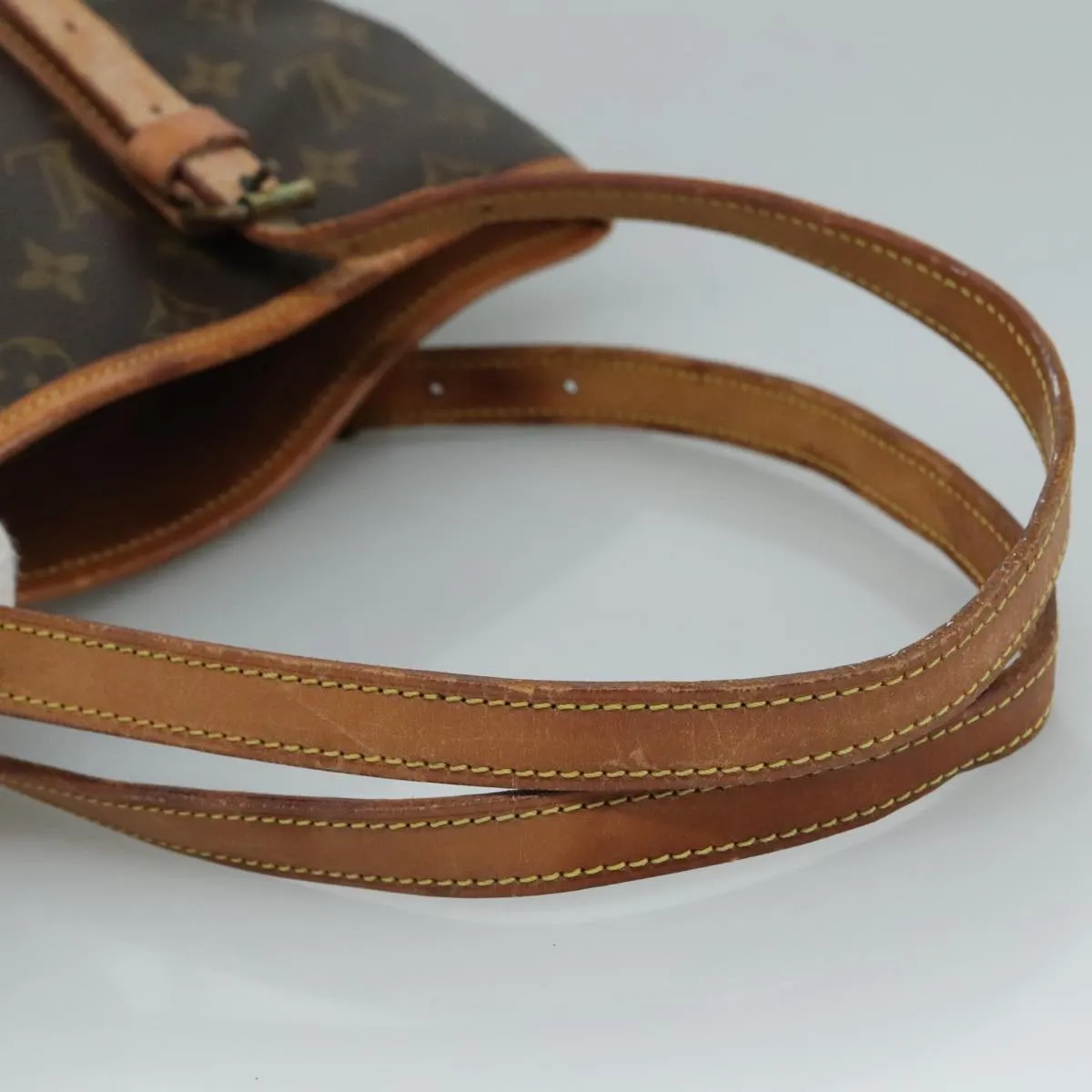 LOUIS VUITTON Monogram Bucket GM Shoulder Bag Vintage M42236 LV 111541