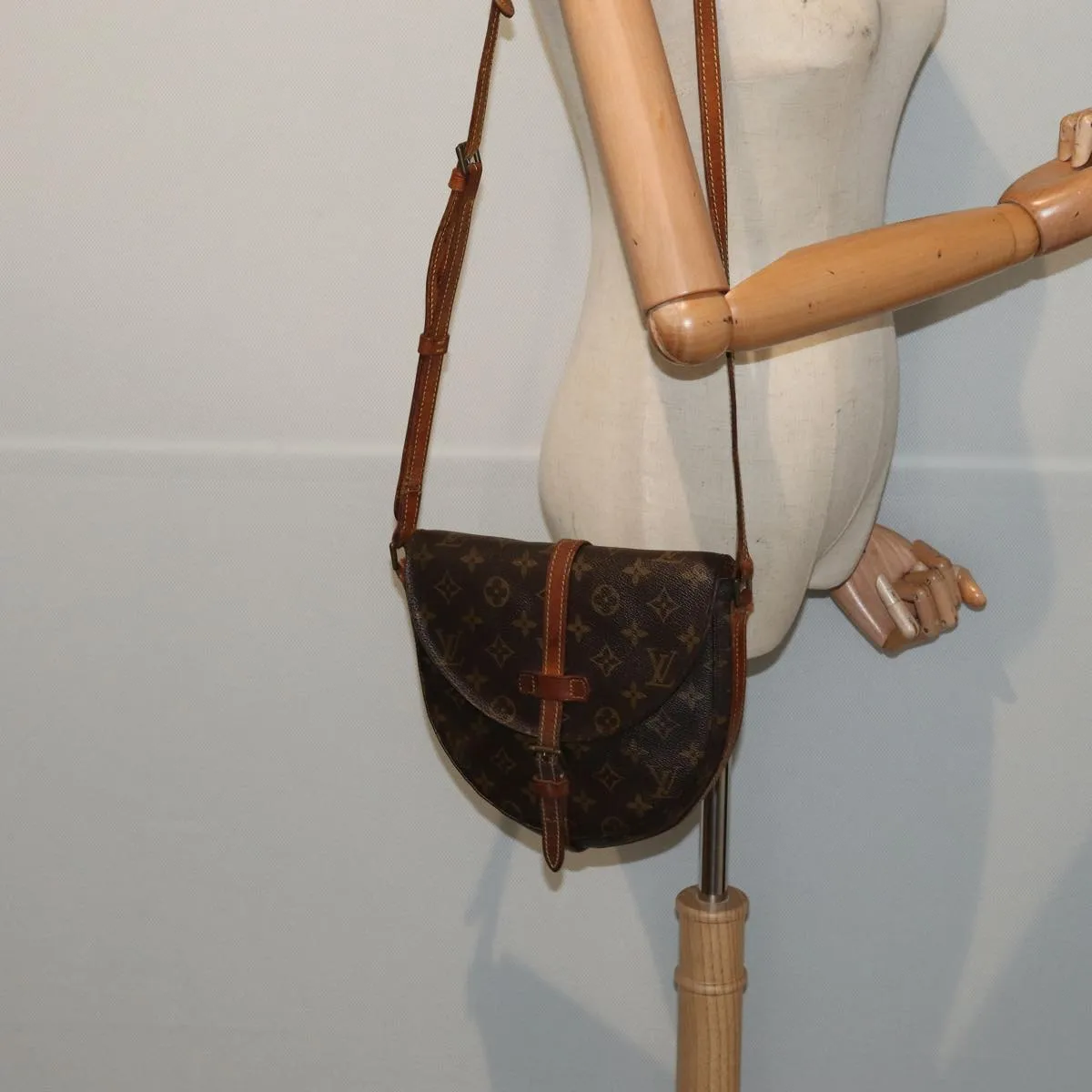 LOUIS VUITTON Monogram Chantilly MM Shoulder Bag M51233 LV yk14114