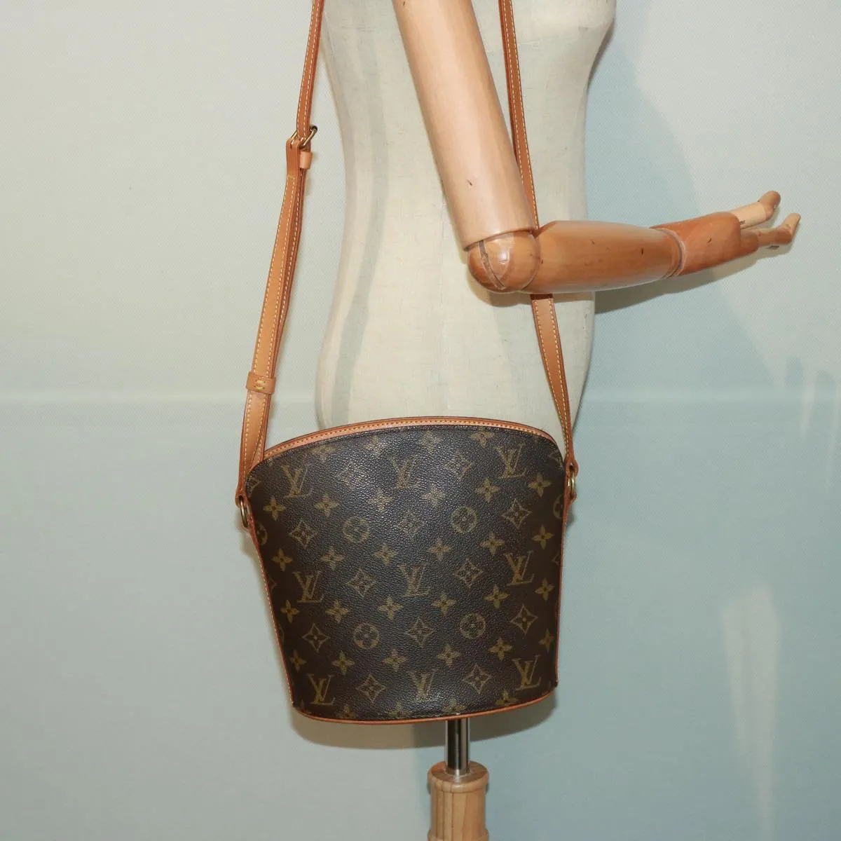 LOUIS VUITTON Monogram Drouot Shoulder Shoulder Bag M51290 LV mr222