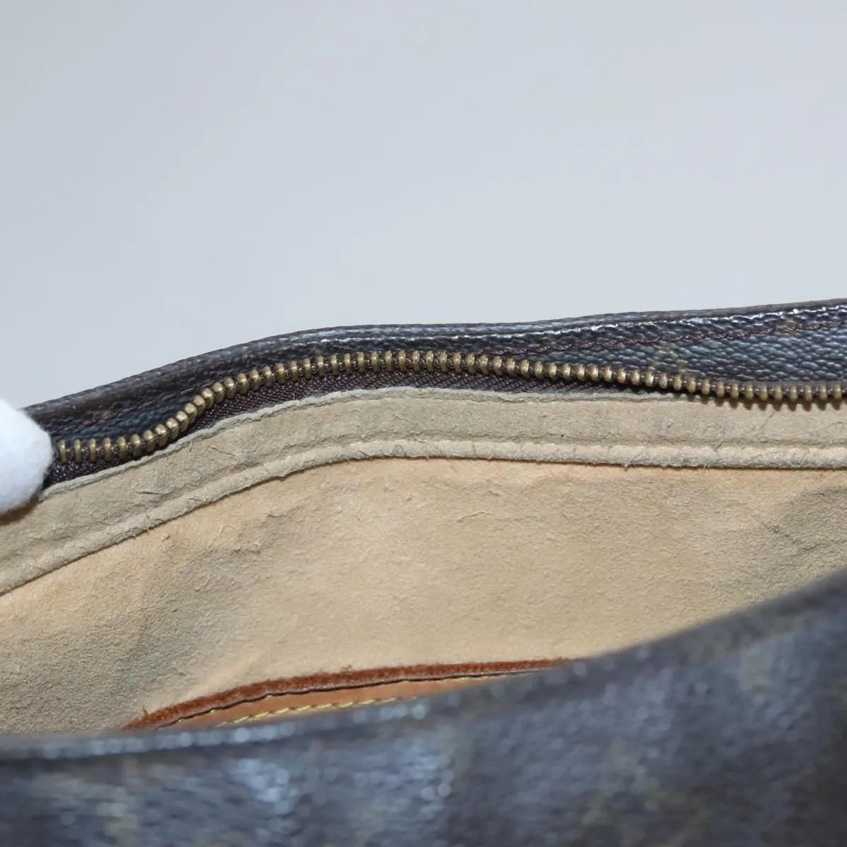 LOUIS VUITTON Monogram Looping GM Shoulder Bag M51145 LV 109739