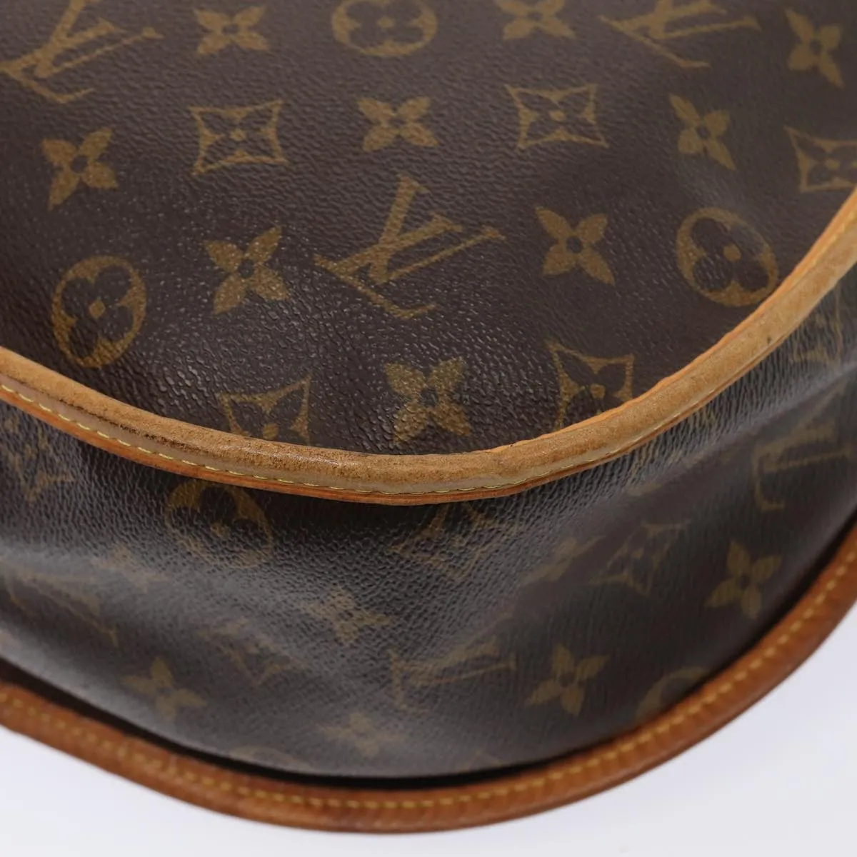 LOUIS VUITTON Monogram Menilmontant MM Shoulder Bag M40473 LV 84949