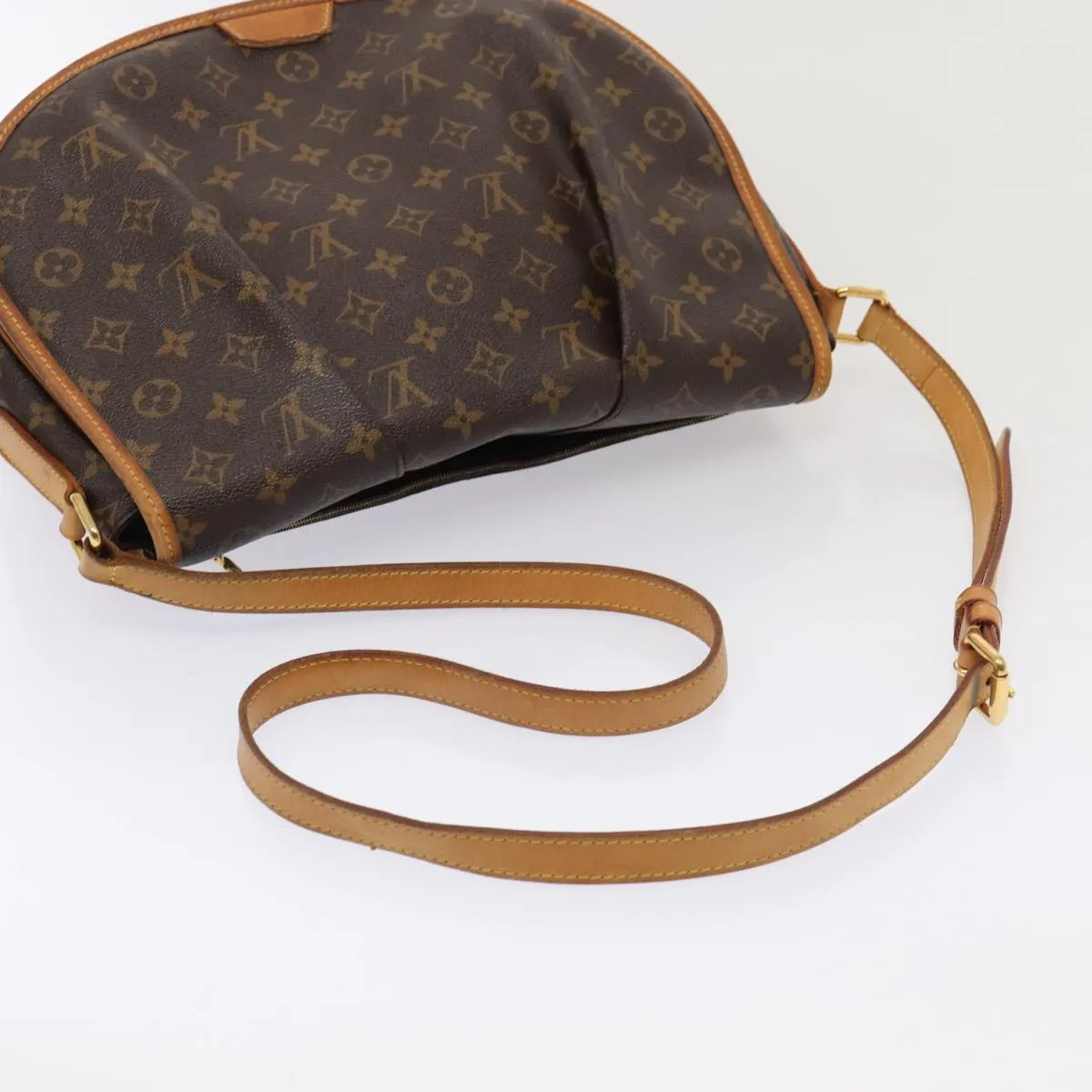 LOUIS VUITTON Monogram Menilmontant MM Shoulder Bag M40473 LV 84949