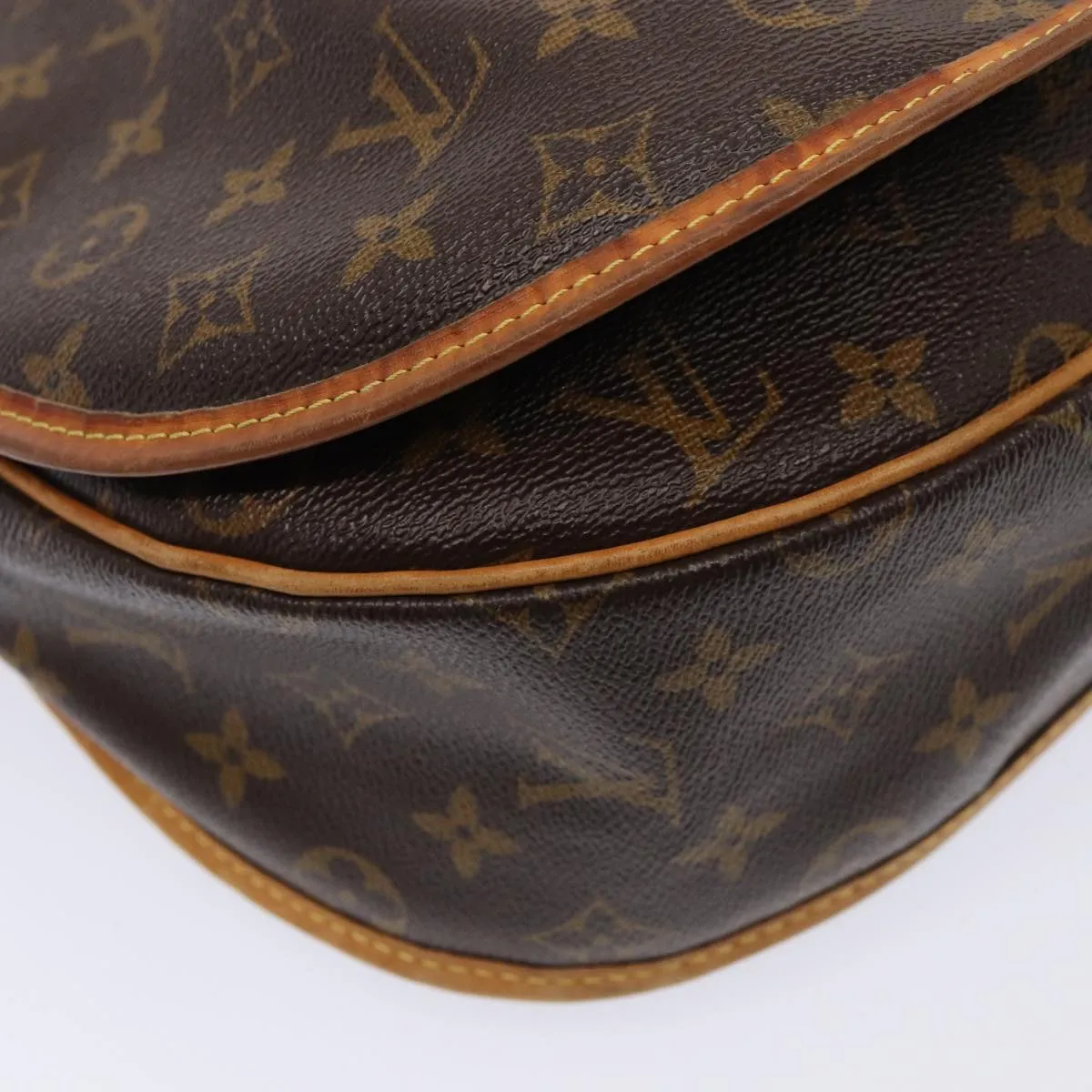 LOUIS VUITTON Monogram Menilmontant MM Shoulder Bag M40473 LV 84949