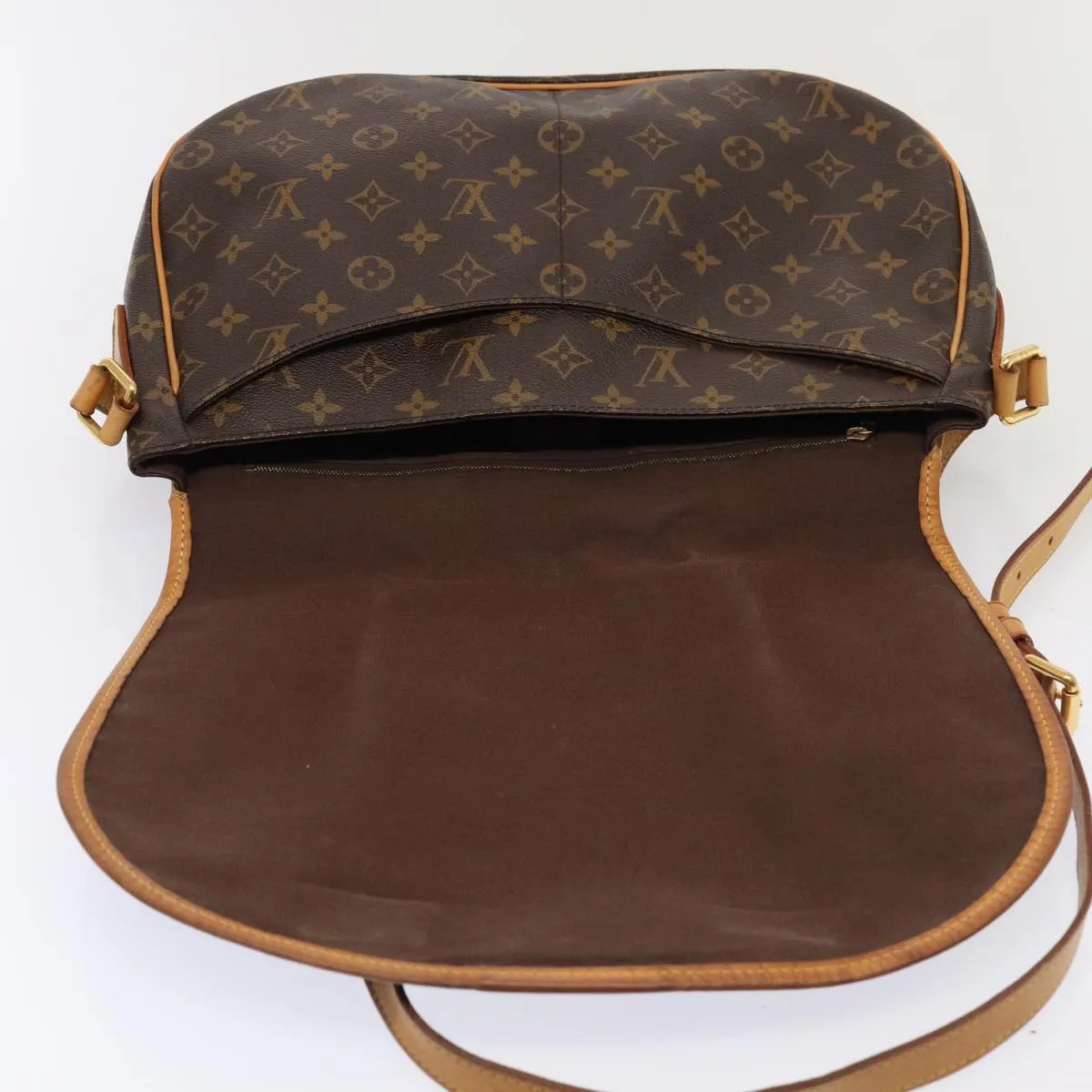 LOUIS VUITTON Monogram Menilmontant MM Shoulder Bag M40473 LV 84949