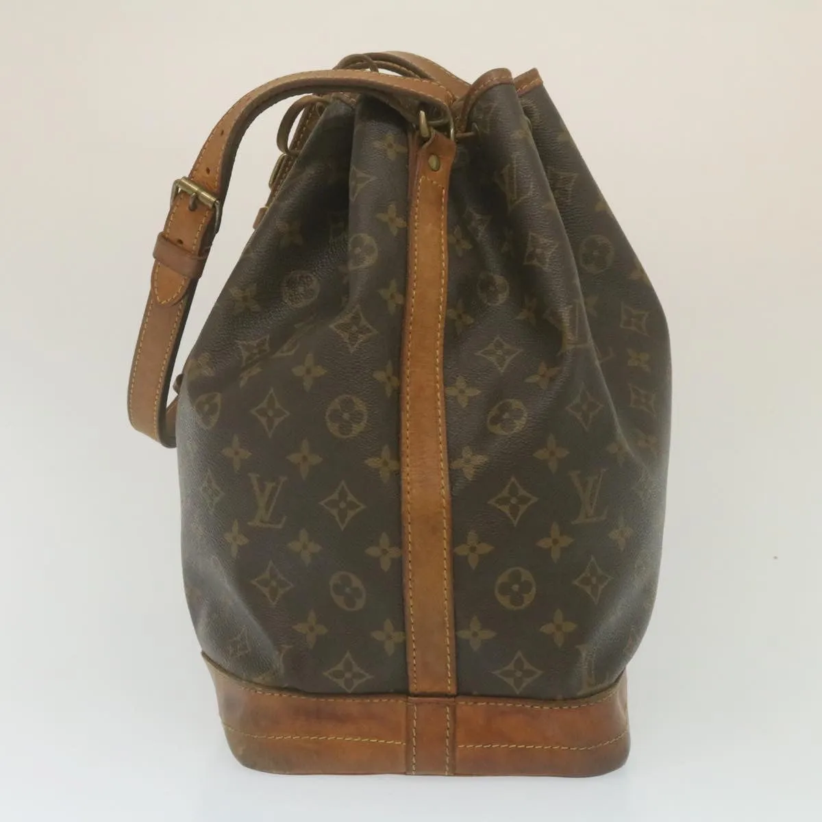 LOUIS VUITTON Monogram Noe Shoulder Bag M42224 LV 29290
