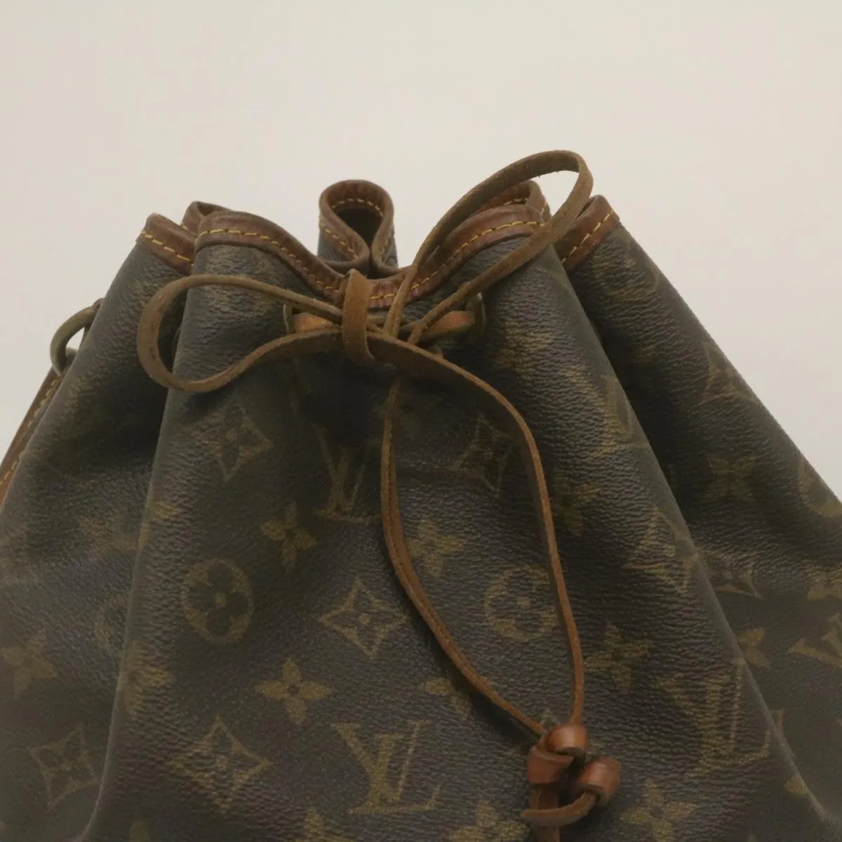 LOUIS VUITTON Monogram Noe Shoulder Bag M42224 LV 29290