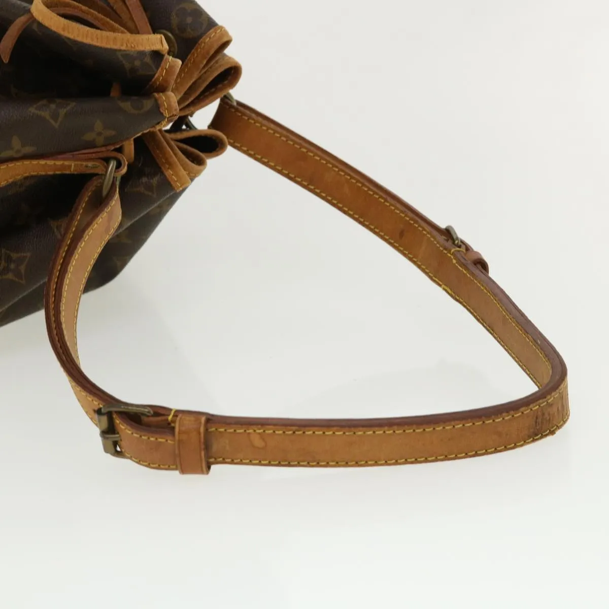 LOUIS VUITTON Monogram Noe Shoulder Bag M42224 LV 33755