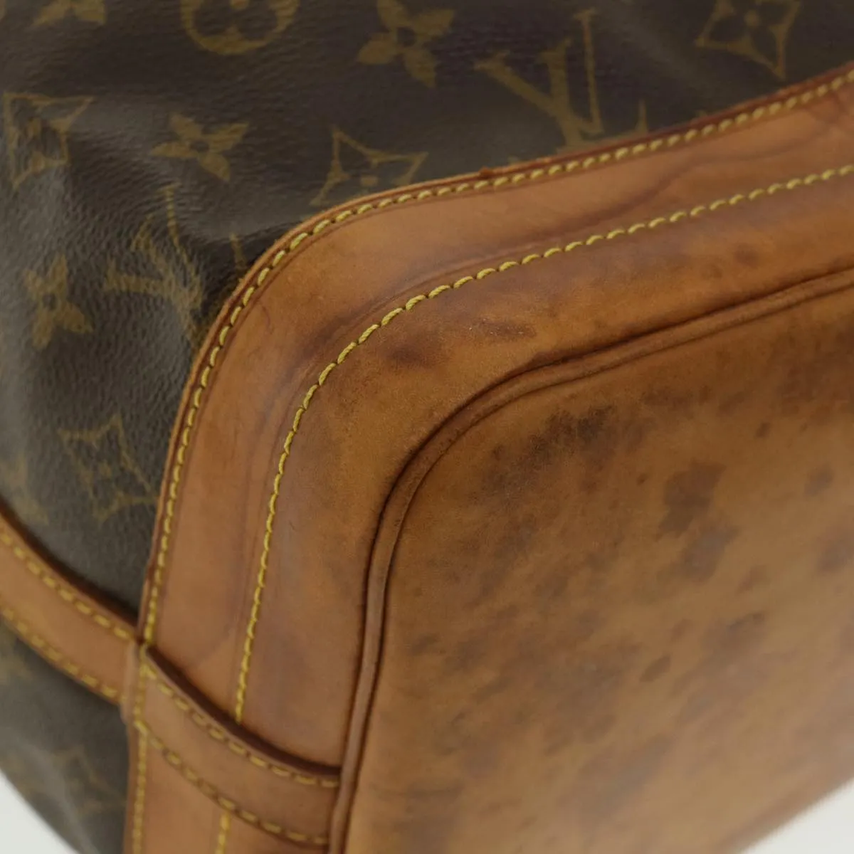 LOUIS VUITTON Monogram Noe Shoulder Bag M42224 LV 33755