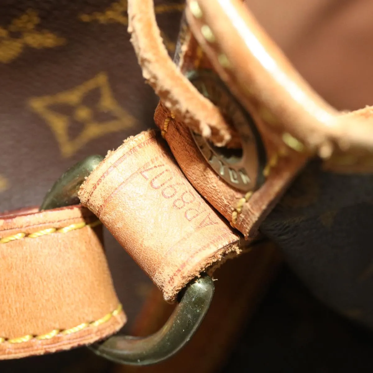 LOUIS VUITTON Monogram Noe Shoulder Bag M42224 LV 33755