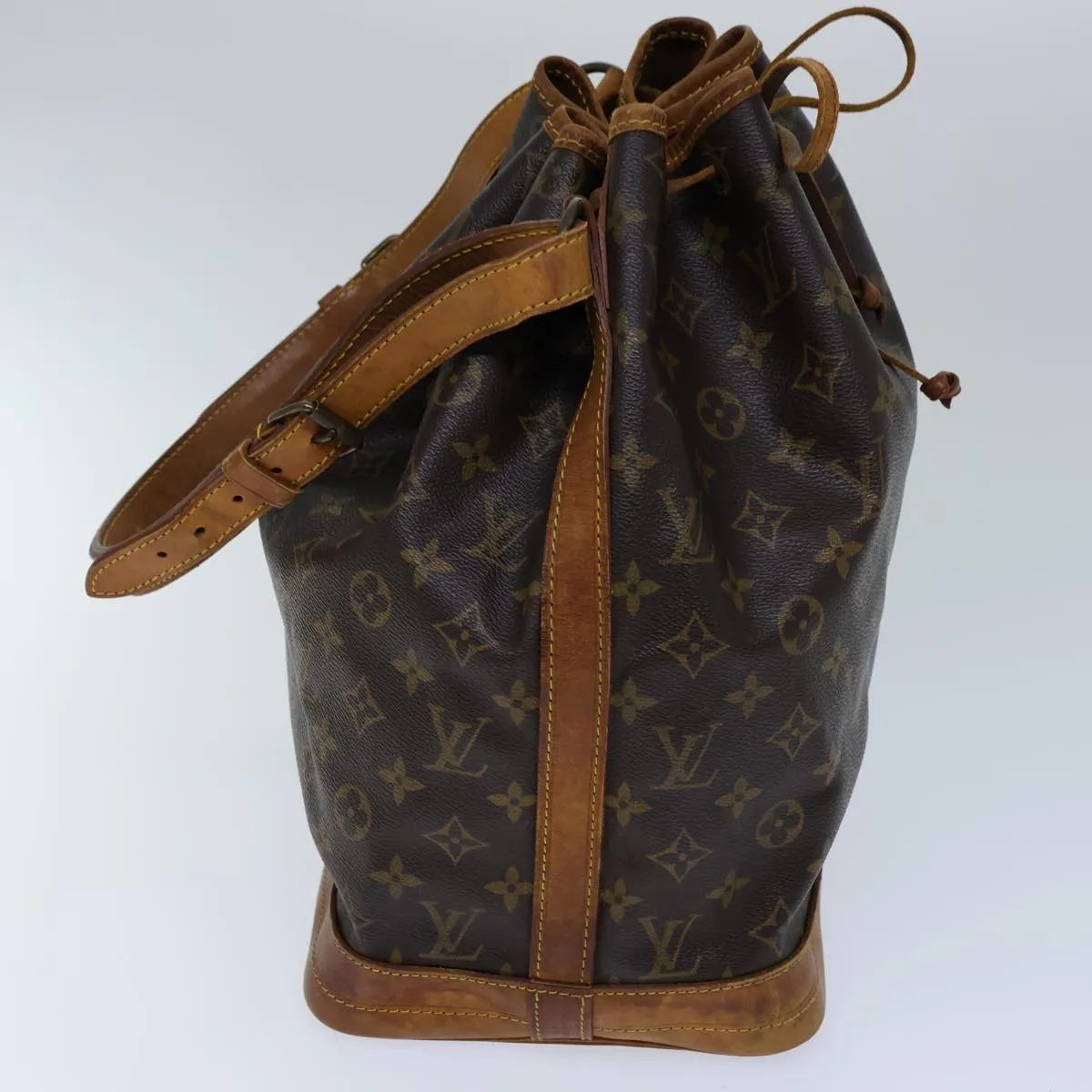 LOUIS VUITTON Monogram Noe Shoulder Bag M42224 LV 71626
