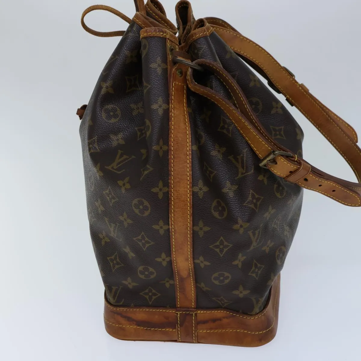 LOUIS VUITTON Monogram Noe Shoulder Bag M42224 LV 71626