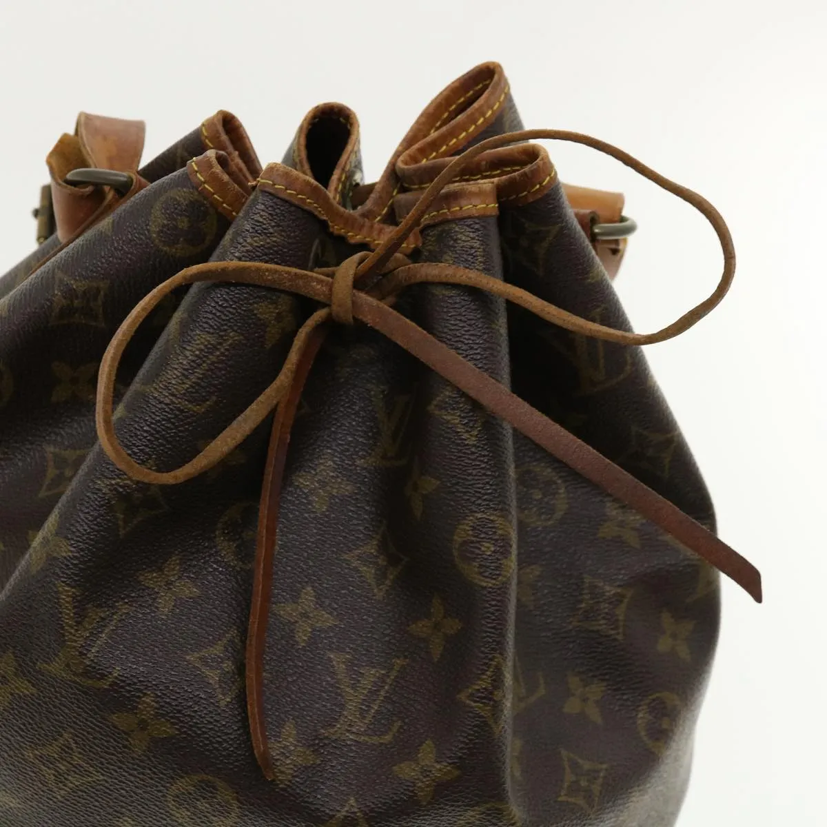 LOUIS VUITTON Monogram Noe Shoulder Bag M42224 LV am3551