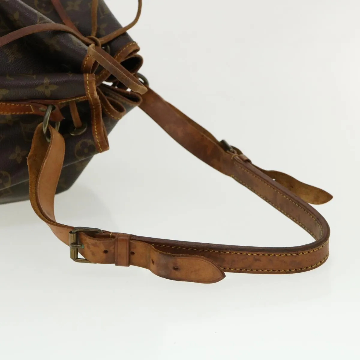 LOUIS VUITTON Monogram Noe Shoulder Bag M42224 LV am3551