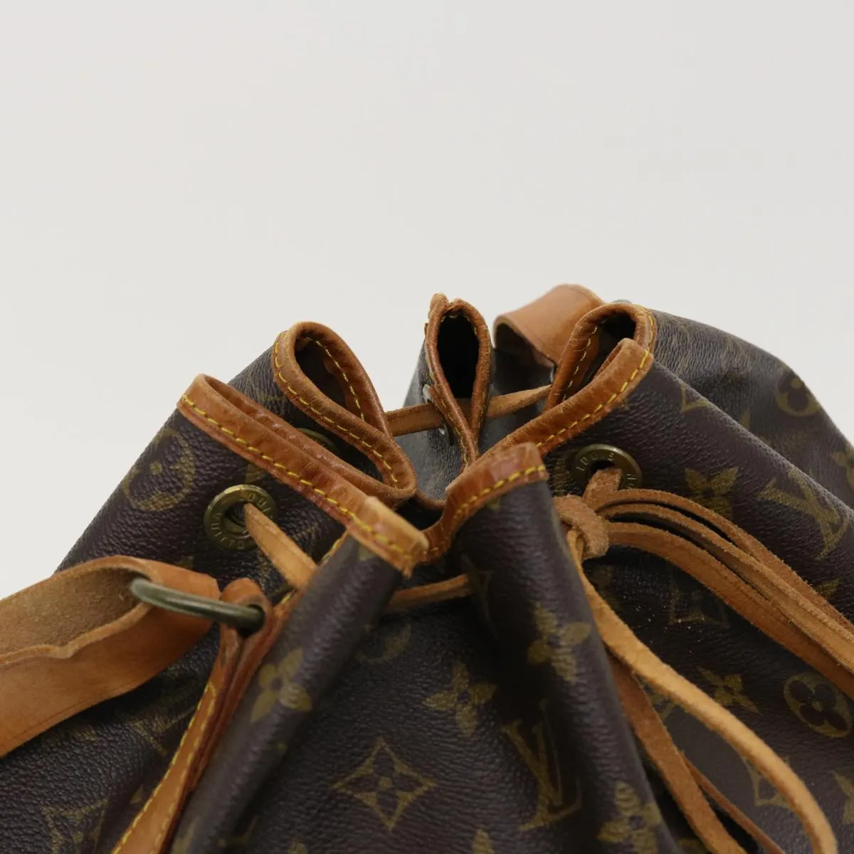 LOUIS VUITTON Monogram Noe Shoulder Bag M42224 LV am4238
