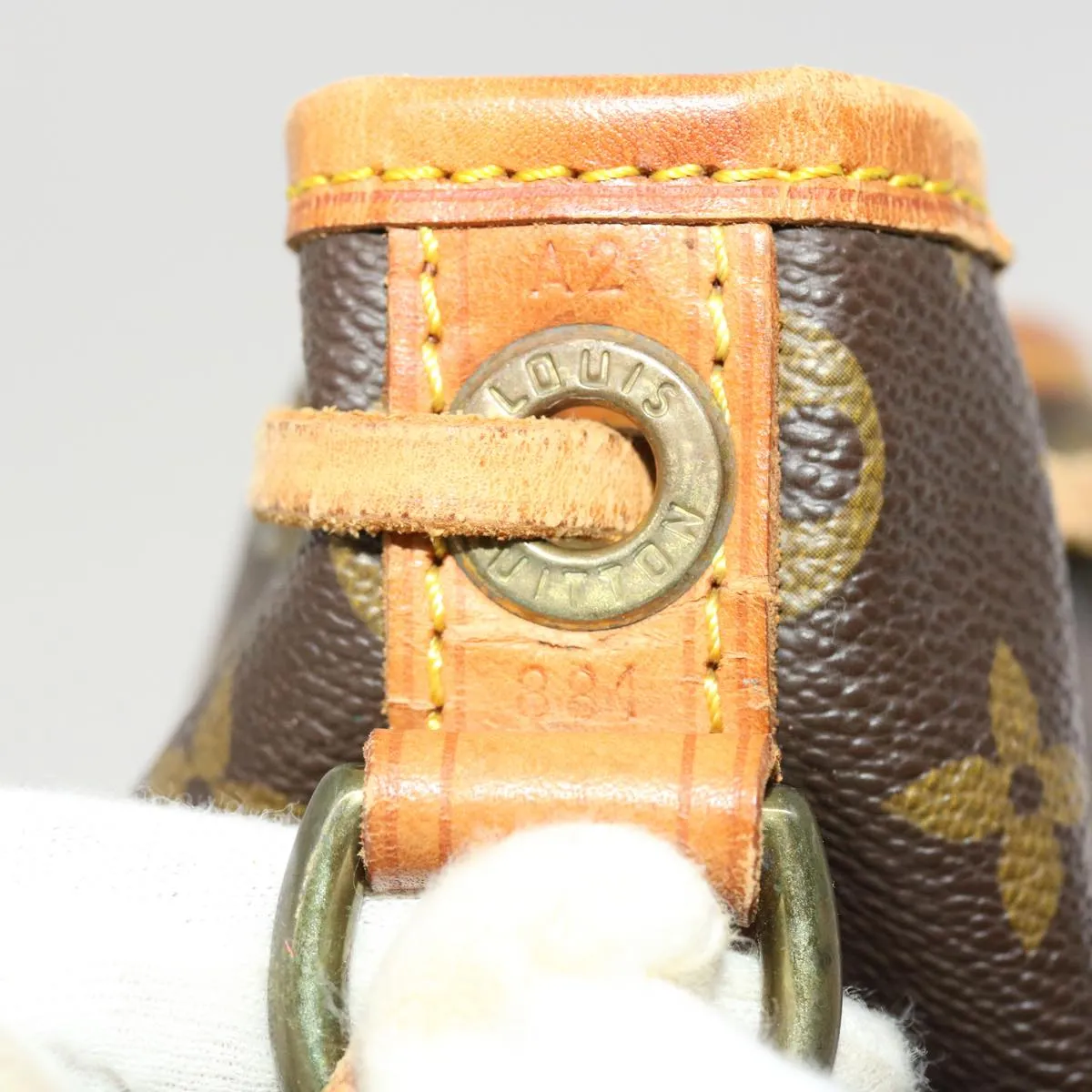 LOUIS VUITTON Monogram Noe Shoulder Bag M42224 LV am4238