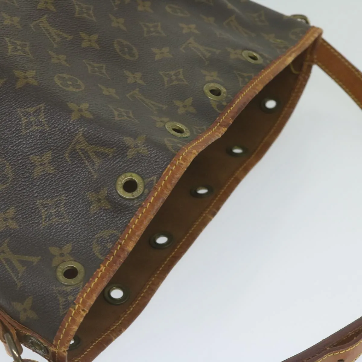 LOUIS VUITTON Monogram Noe Shoulder Bag M42224 LV am5544