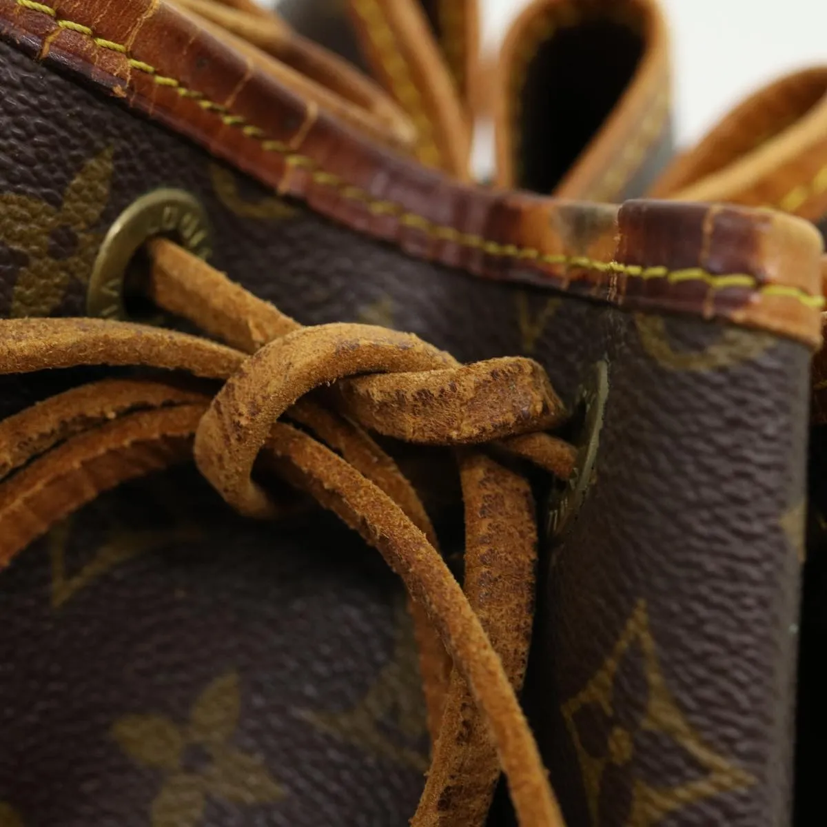 LOUIS VUITTON Monogram Noe Shoulder Bag M42224 LV lt548