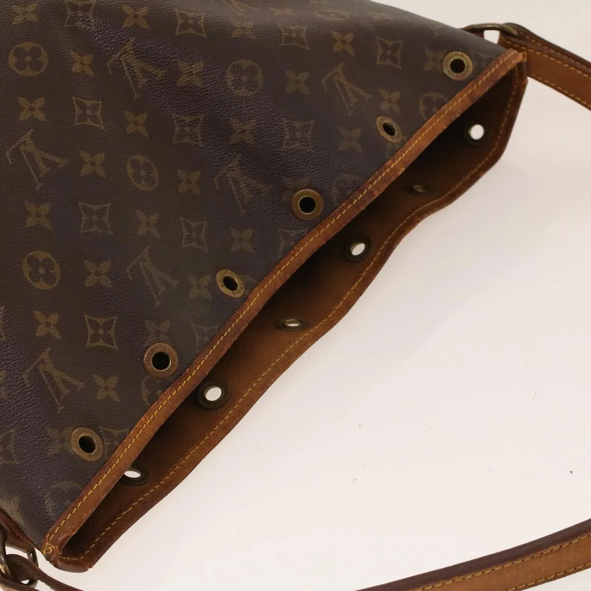 LOUIS VUITTON Monogram Noe Shoulder Bag M42224 LV rd5149
