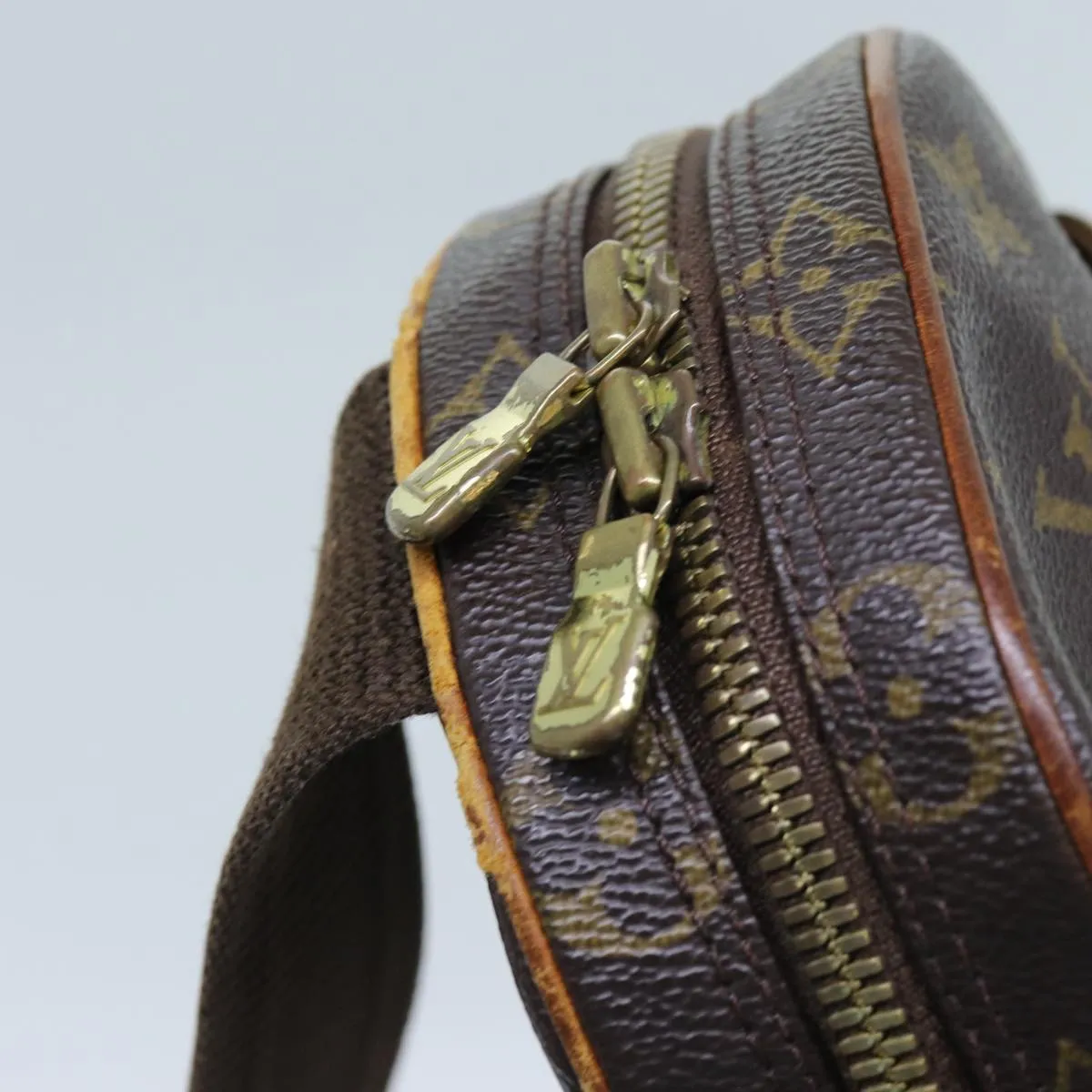 LOUIS VUITTON Monogram Pochette Gange Shoulder Bag M51870 LV 70867