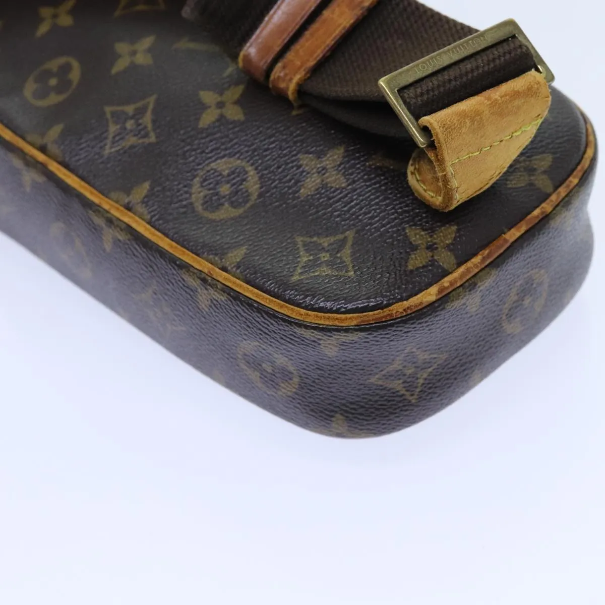LOUIS VUITTON Monogram Pochette Gange Shoulder Bag M51870 LV 70867