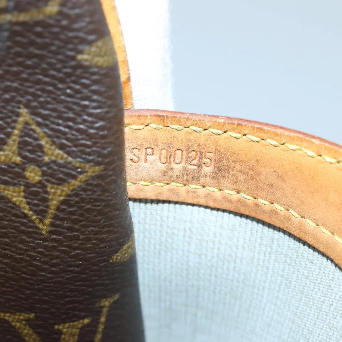 LOUIS VUITTON Monogram Reporter PM Shoulder Bag M45254 LV bs16305