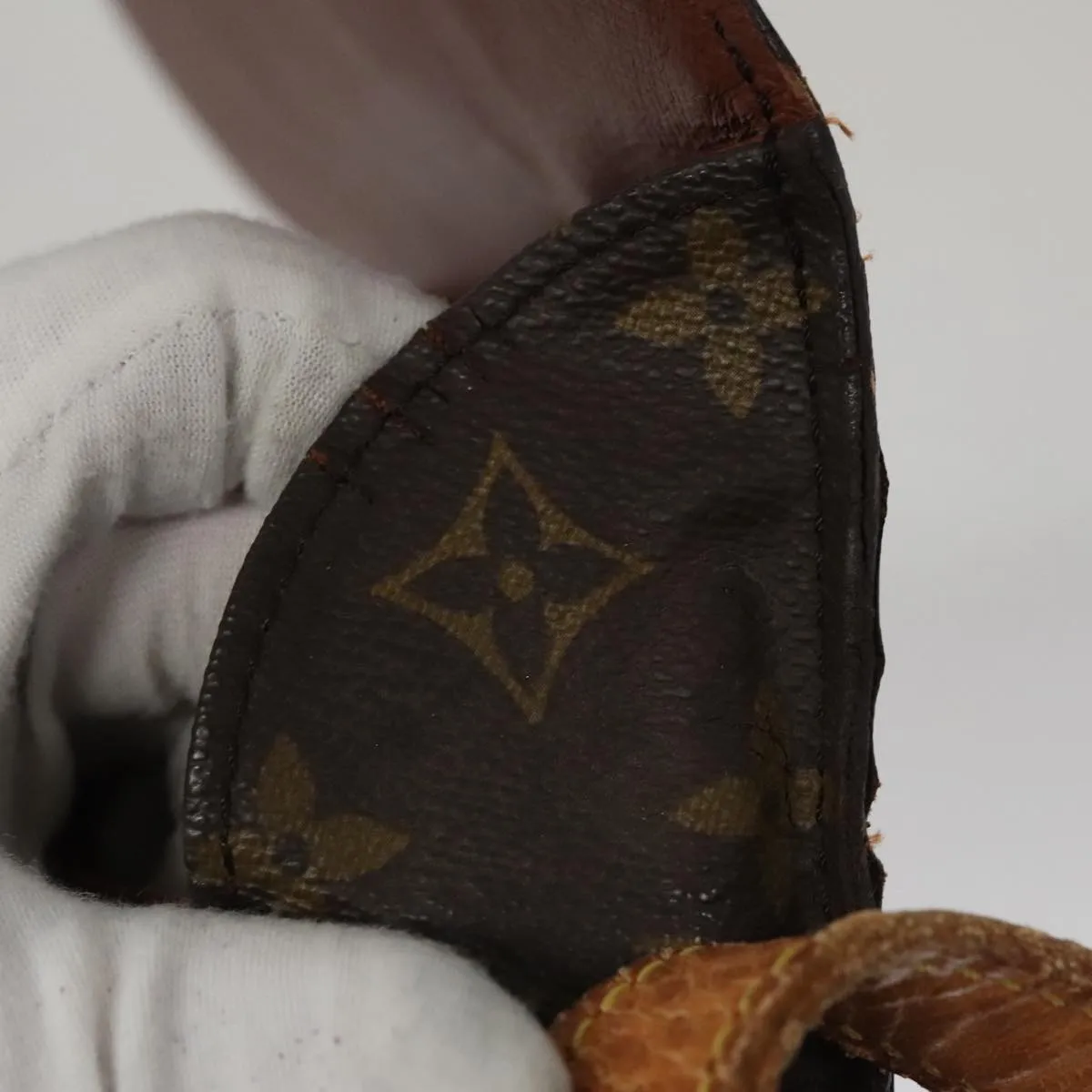 LOUIS VUITTON Monogram Saint Cloud GM Shoulder Bag M51242 LV 109736