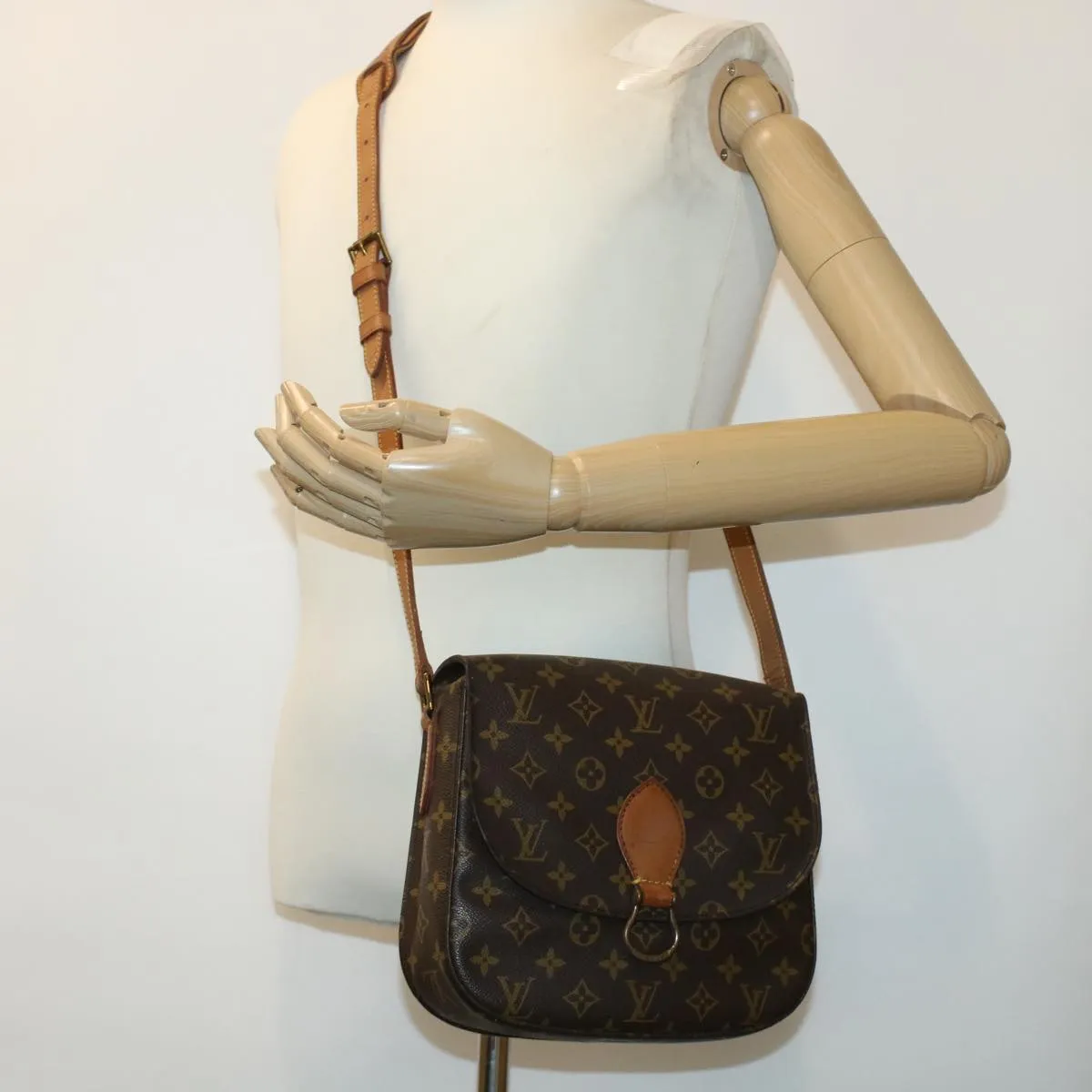 LOUIS VUITTON Monogram Saint Cloud GM Shoulder Bag M51242 LV yk6761
