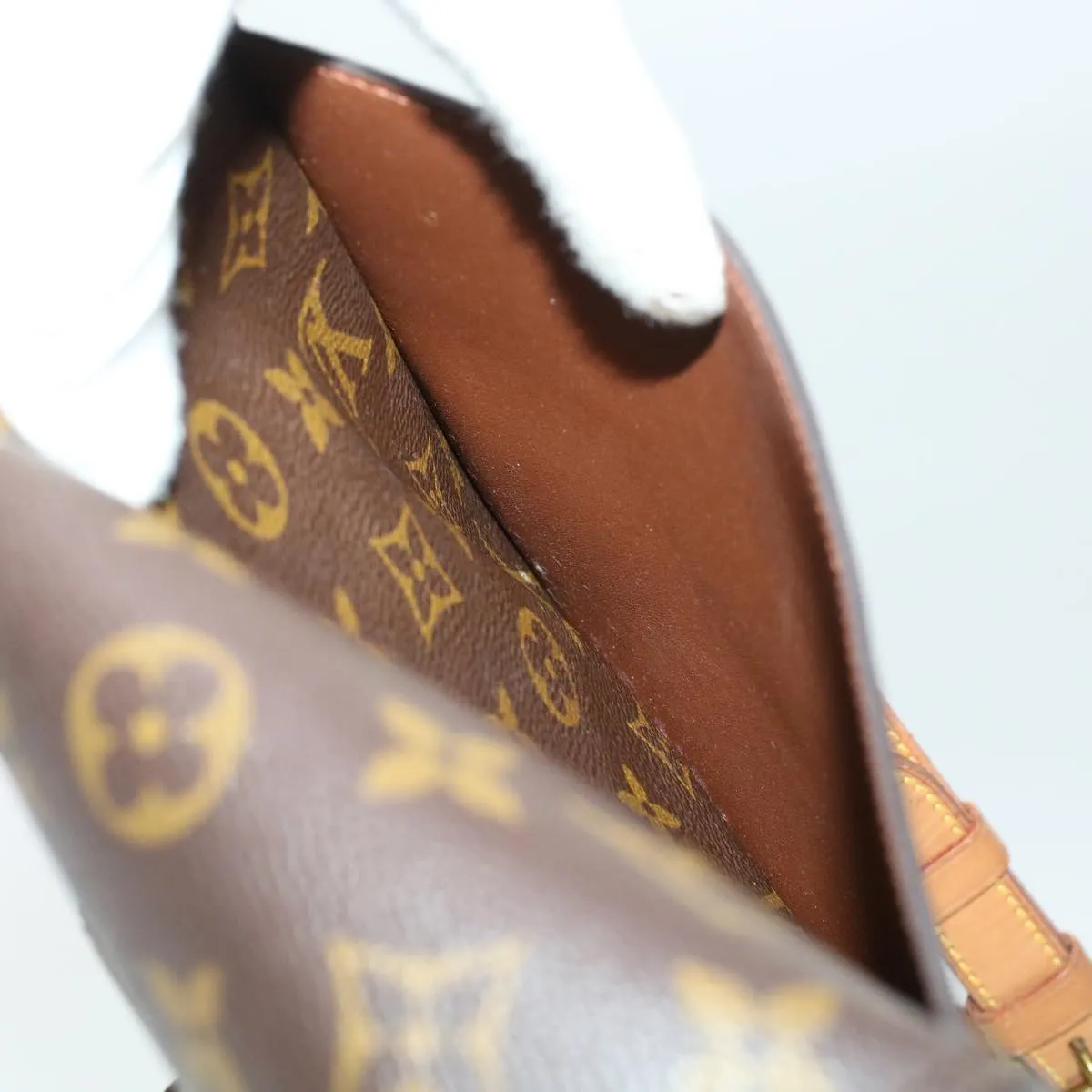 LOUIS VUITTON Monogram Saint Cloud GM Shoulder Bag M51242 LV yk6761