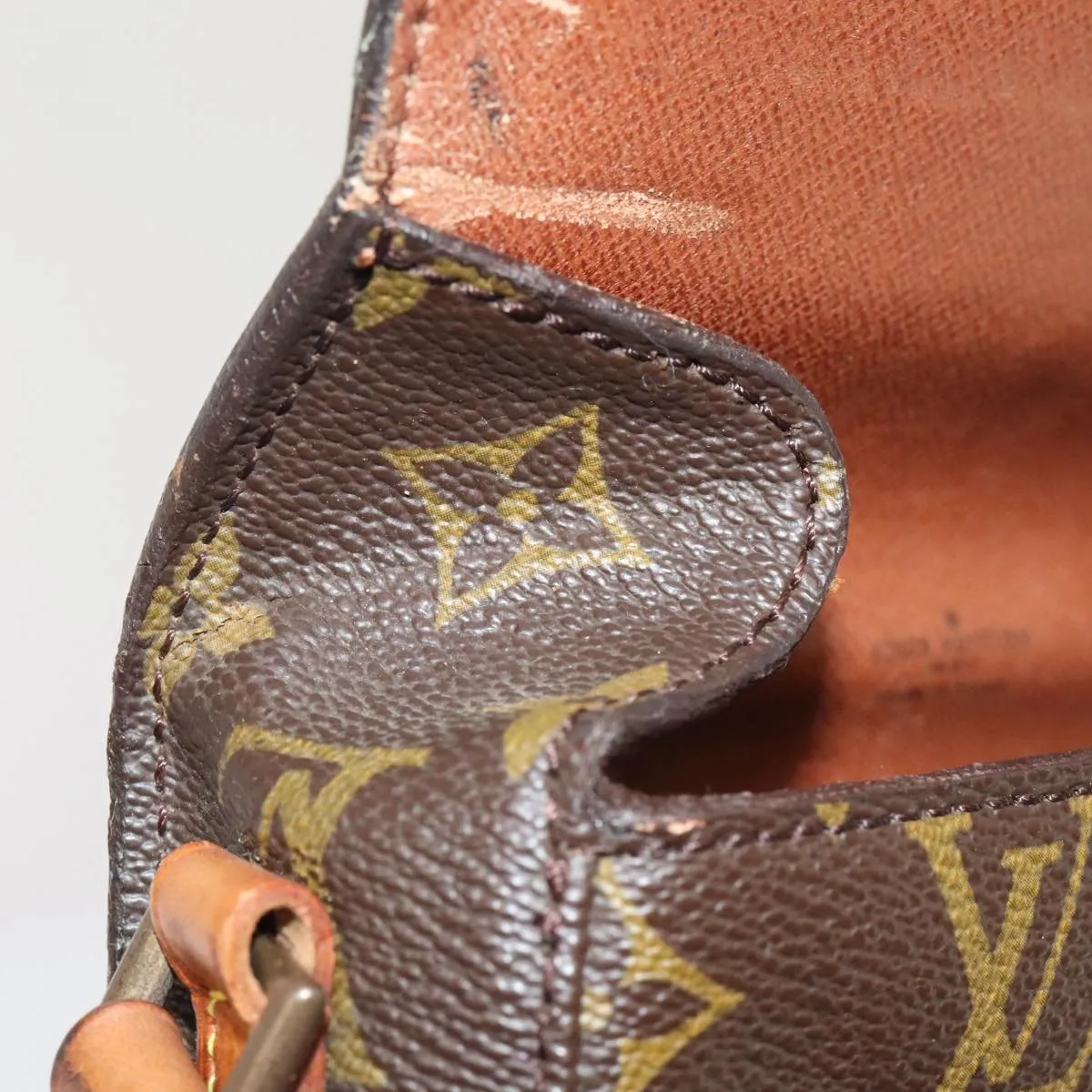 LOUIS VUITTON Monogram Saint Cloud MM Shoulder Bag Vintage M51243 LV 90526