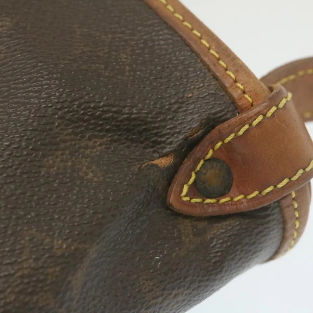 LOUIS VUITTON Monogram Saumur 30 Shoulder Bag M42256 LV 29205