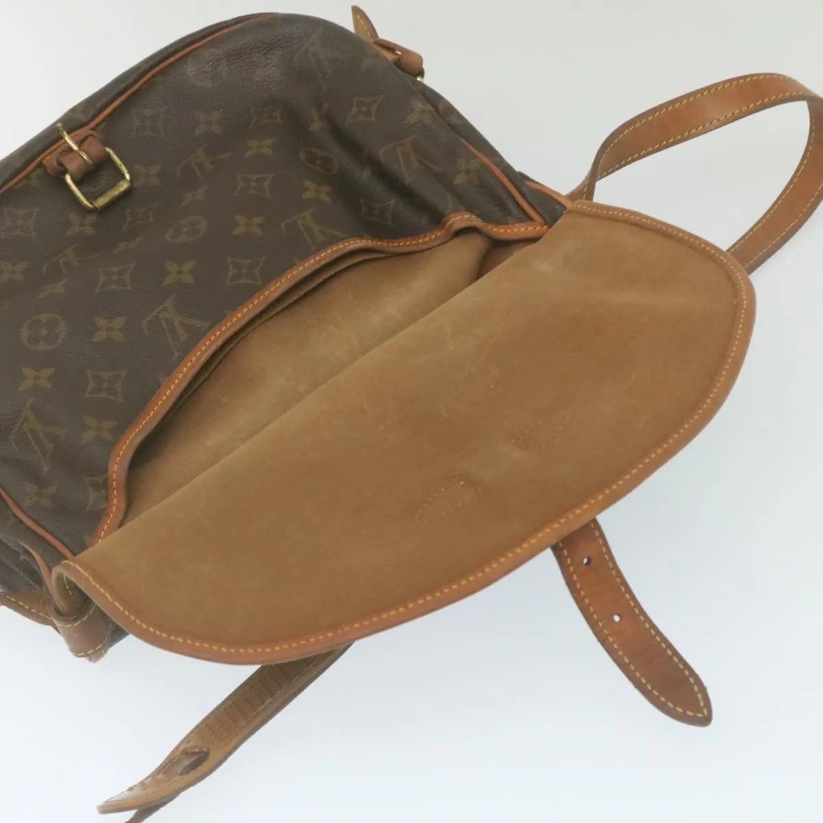 LOUIS VUITTON Monogram Saumur 30 Shoulder Bag M42256 LV 29205